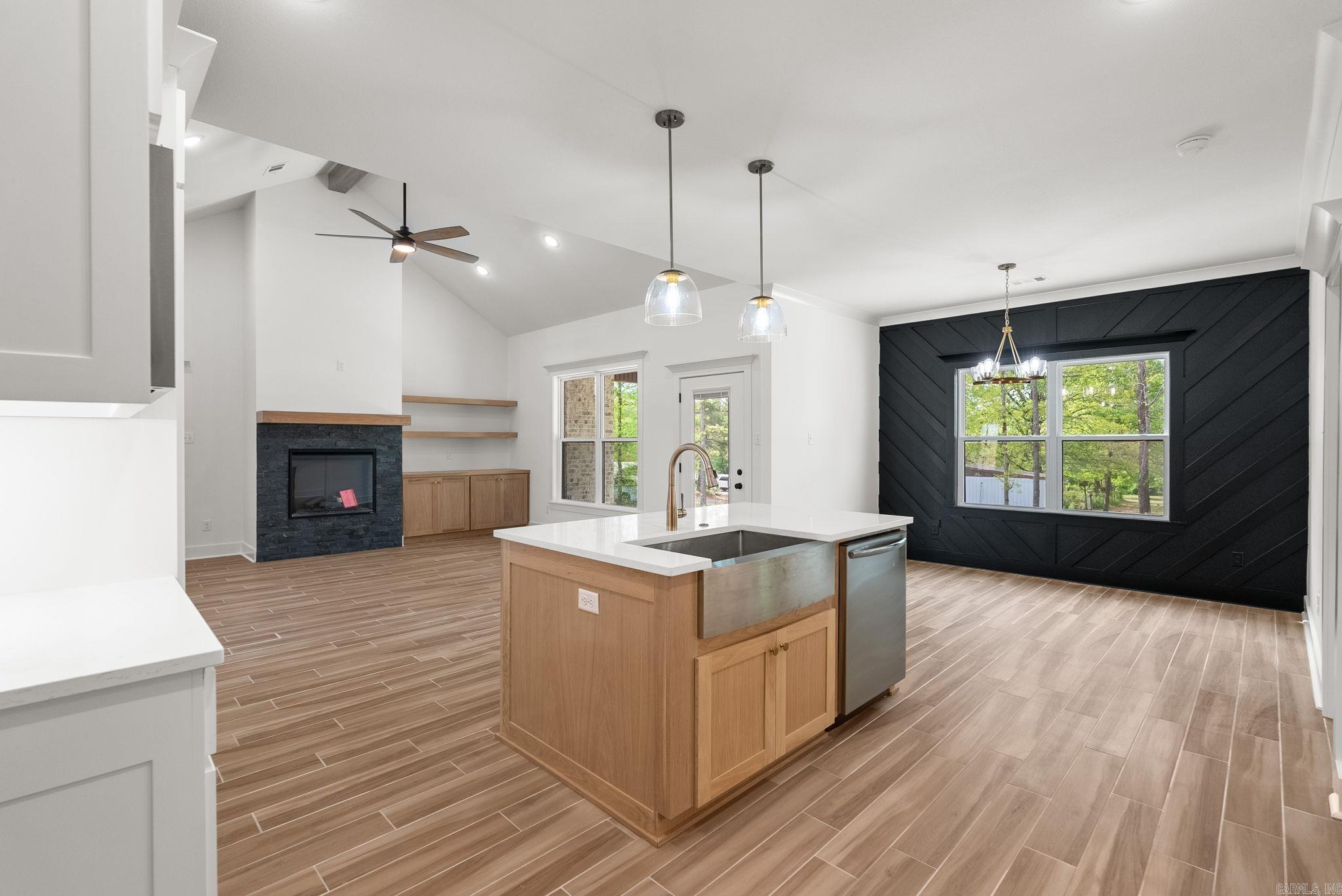 222  Michelle  Beebe, AR