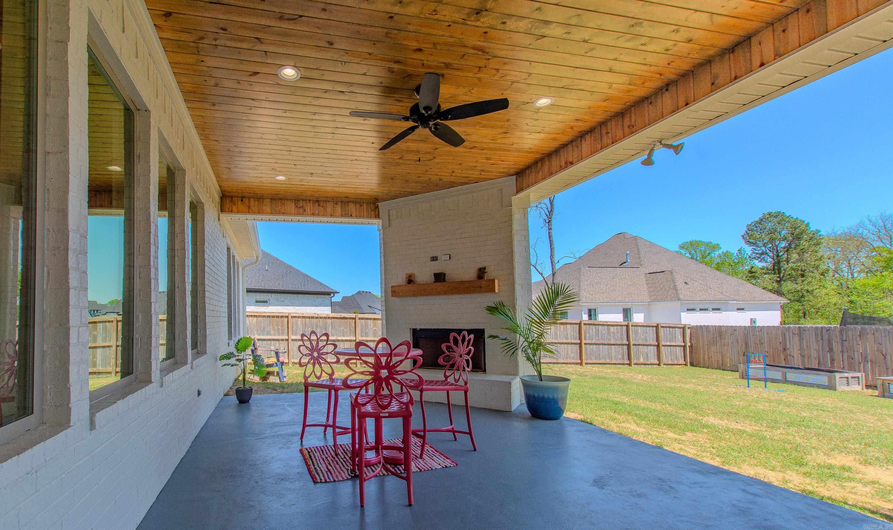 4941  Lake Vista  Benton, AR