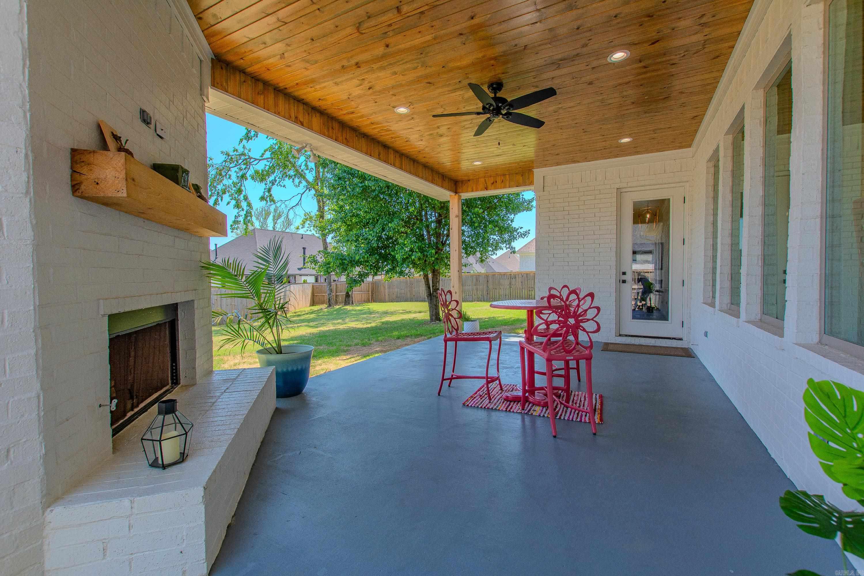 4941  Lake Vista  Benton, AR