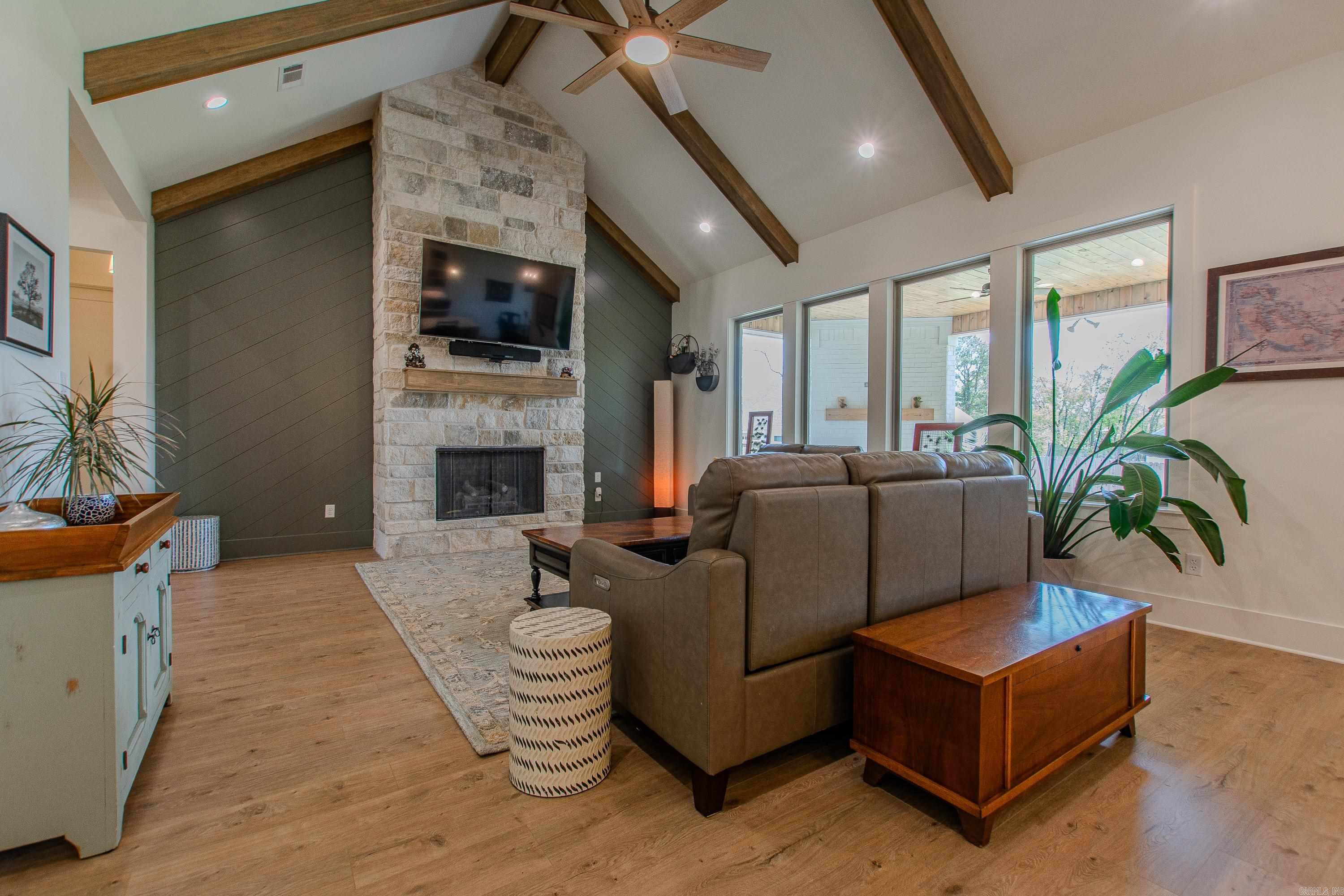 4941  Lake Vista  Benton, AR