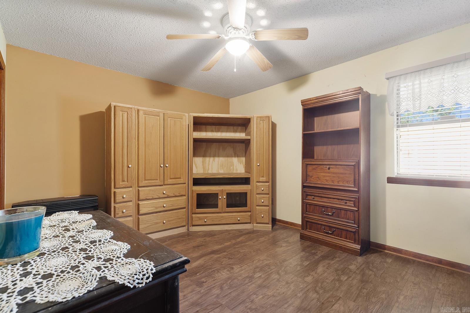 15  Falcon  Sherwood, AR