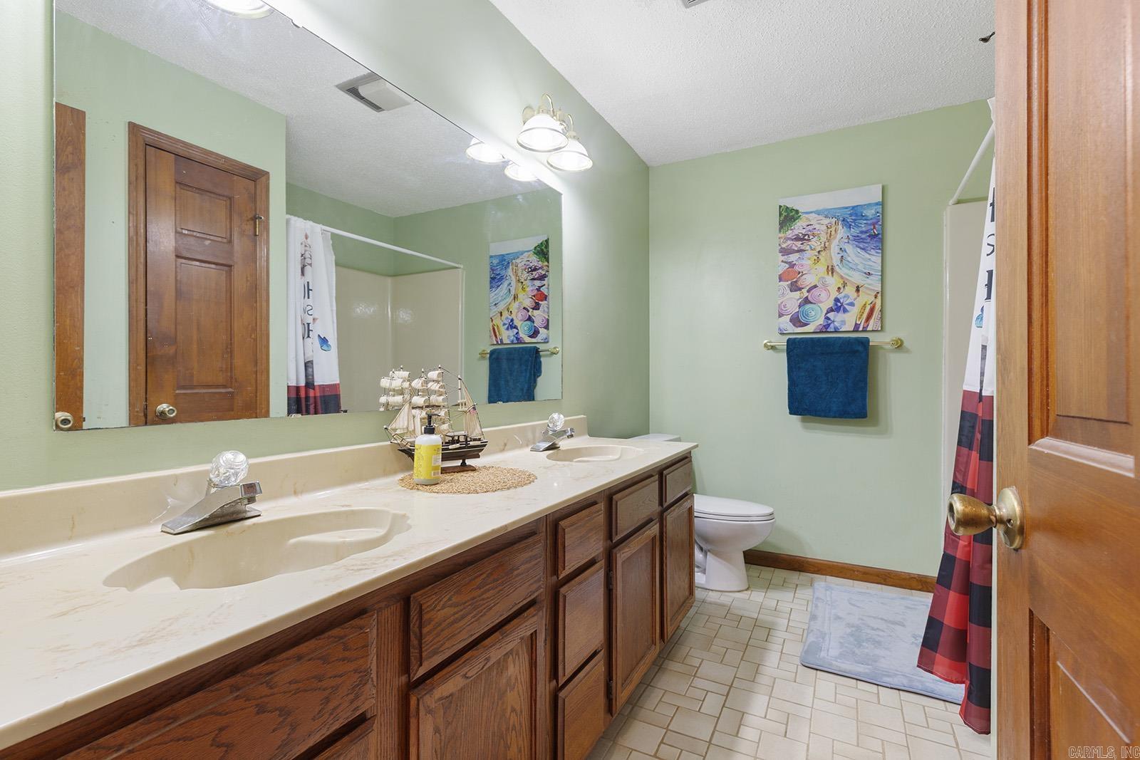 15  Falcon  Sherwood, AR