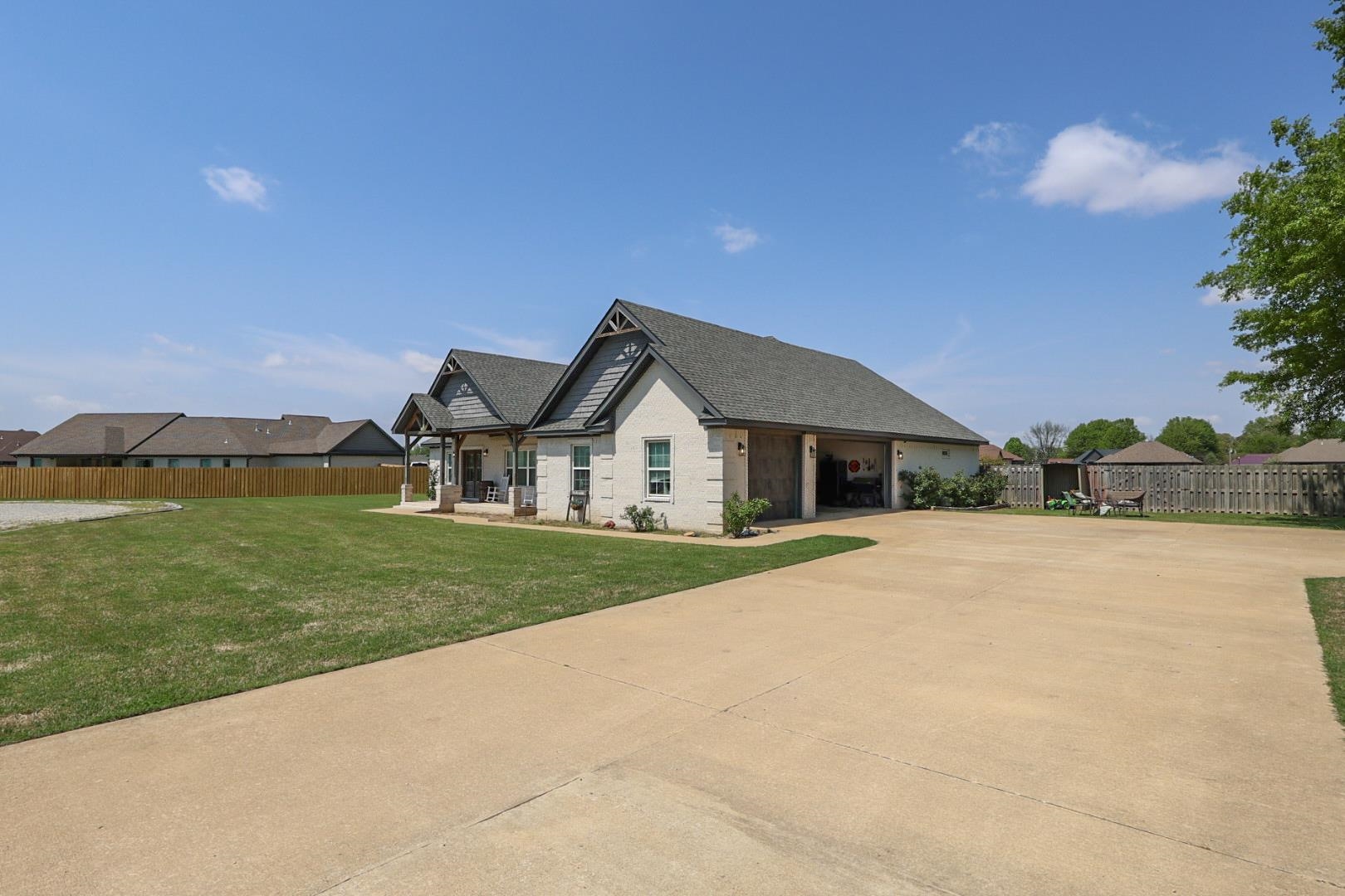 1202 Vincent Cove Trumann, AR 72472