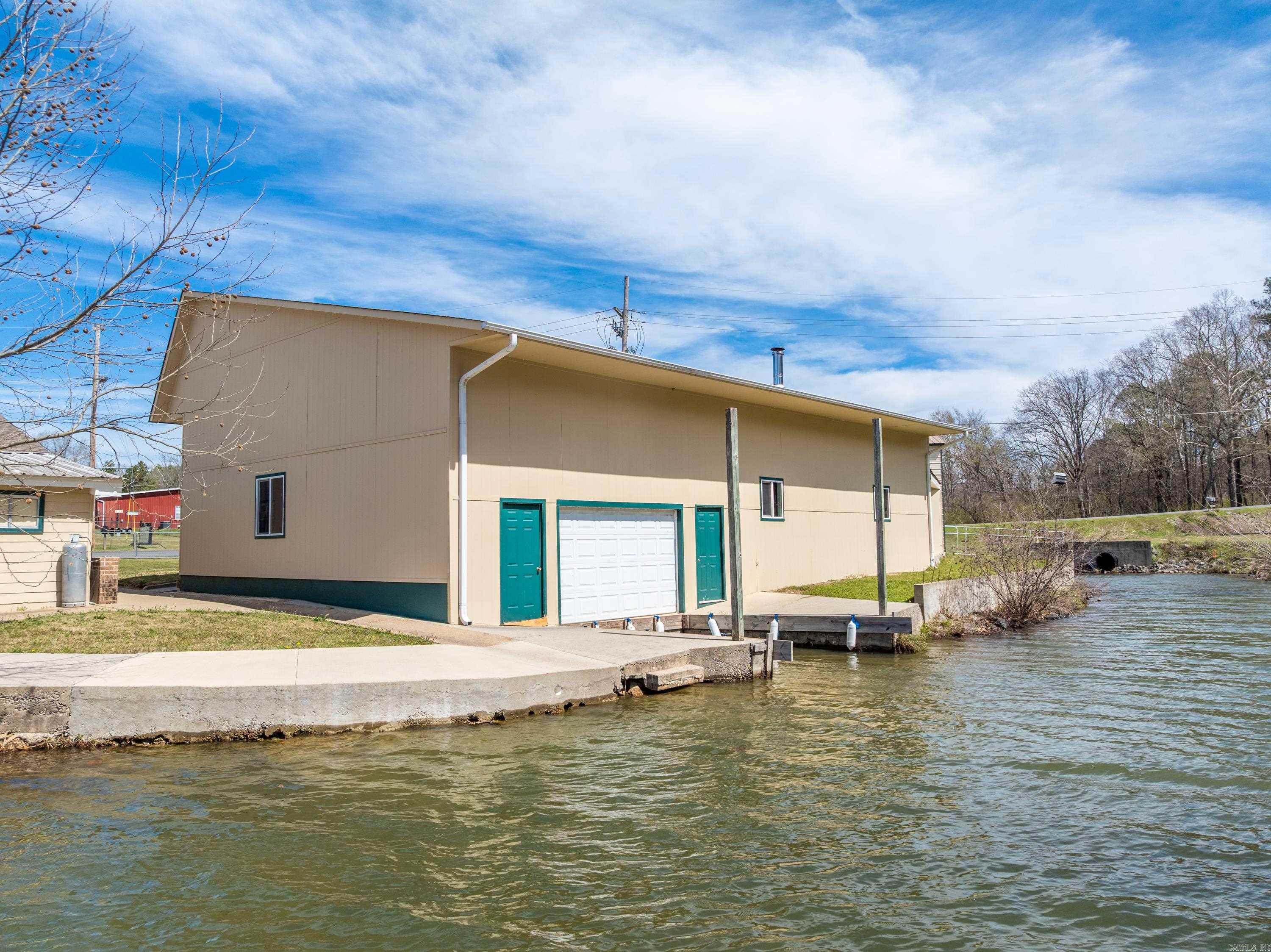133  Treasure Isle Rd.  Hot Springs, AR