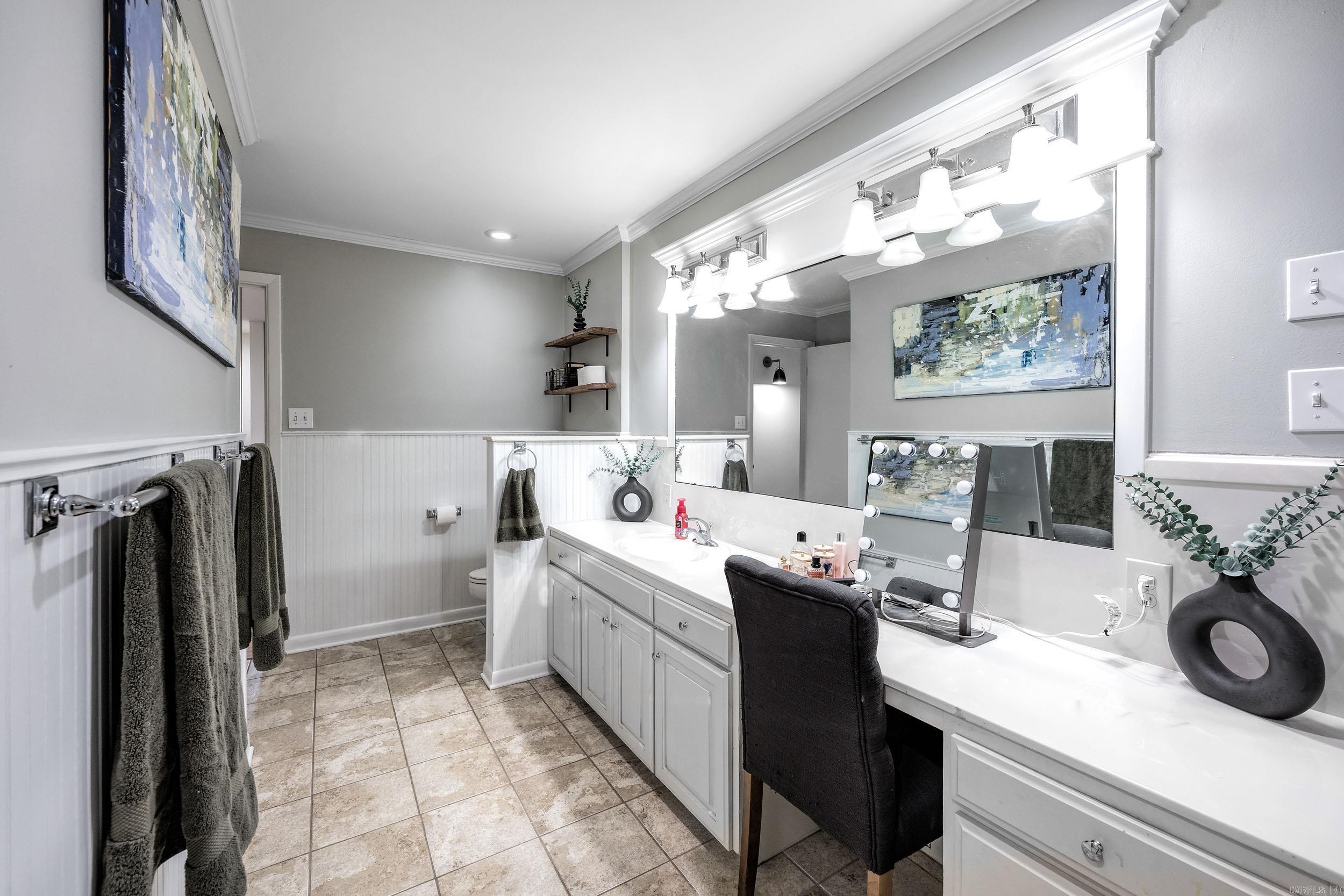 4305 Arlington Drive North Little Rock, AR 72116