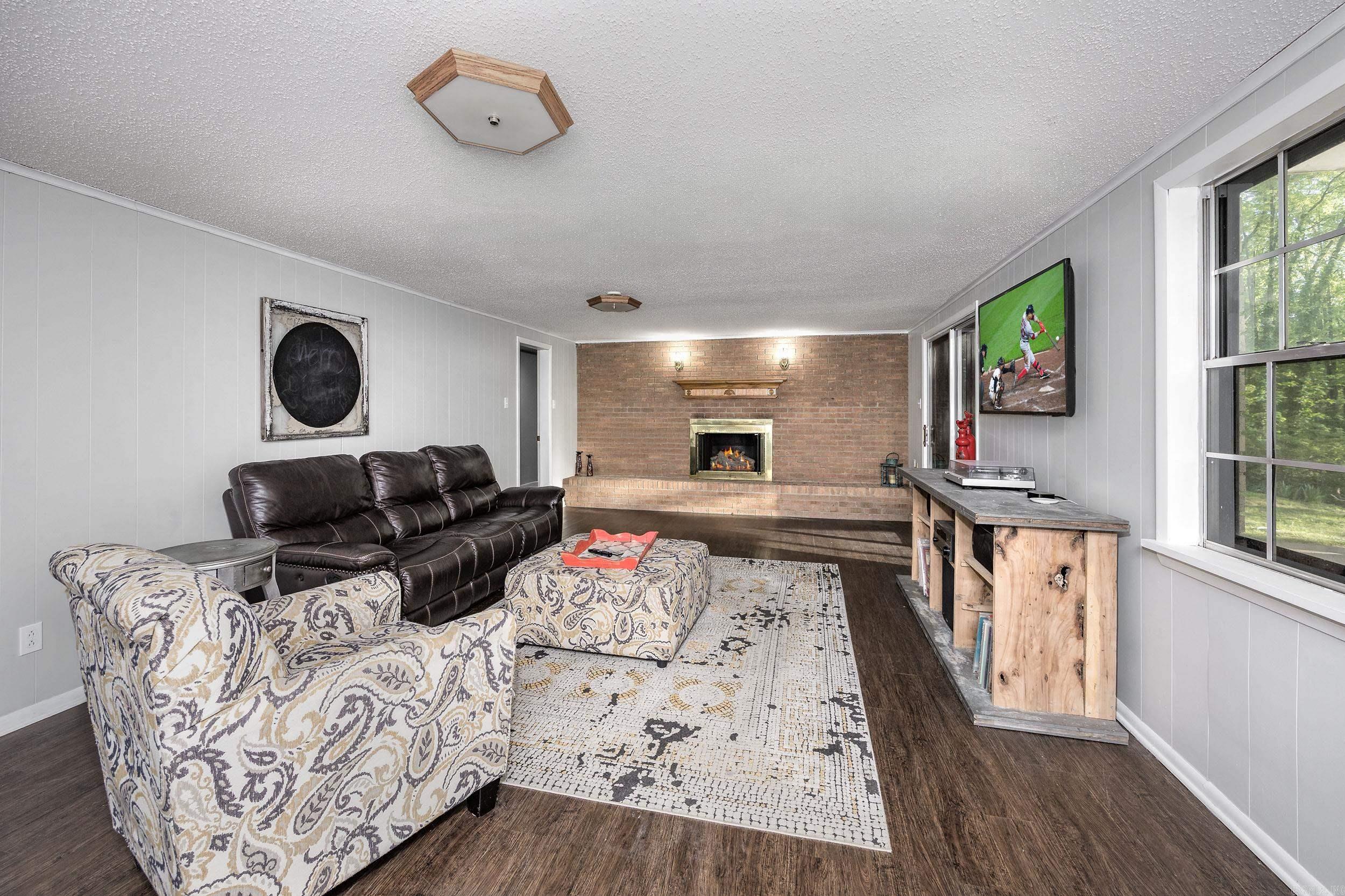 4305 Arlington Drive North Little Rock, AR 72116