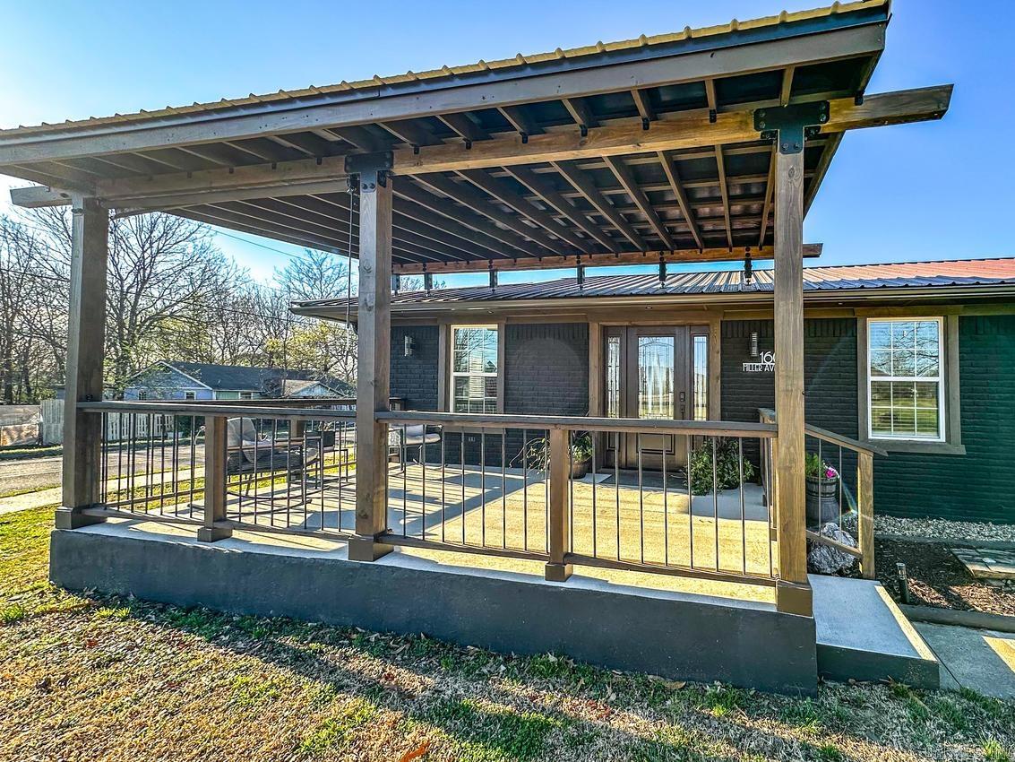 1602  Miller Avenue  Mena, AR