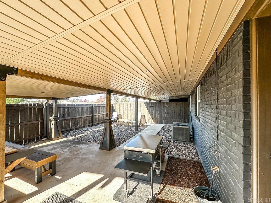 1602  Miller Avenue  Mena, AR