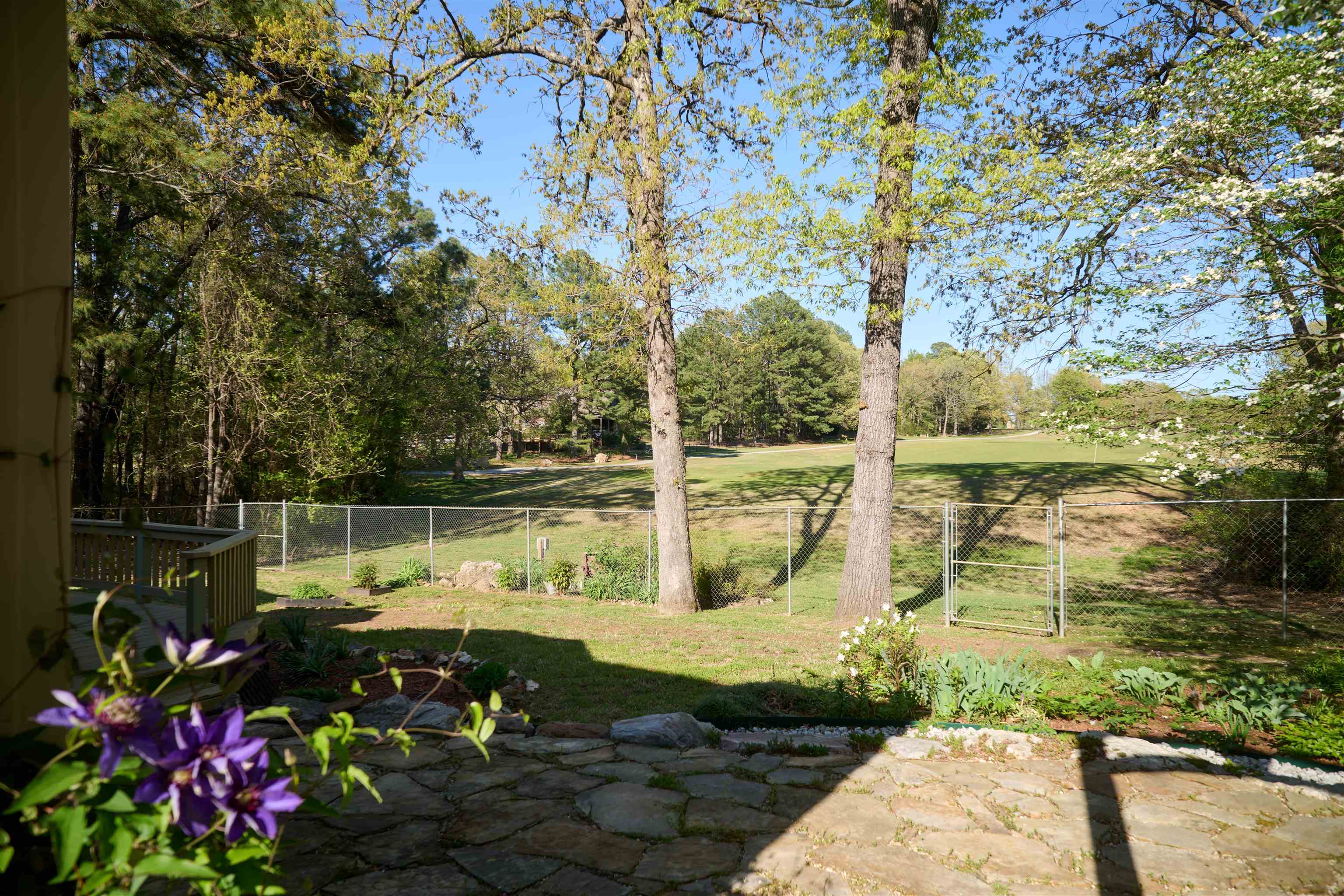 21  Tohatchi Dr  Cherokee Village, AR