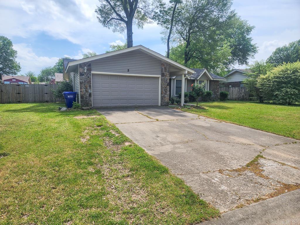 5  Fair Oaks Drive  Conway, AR