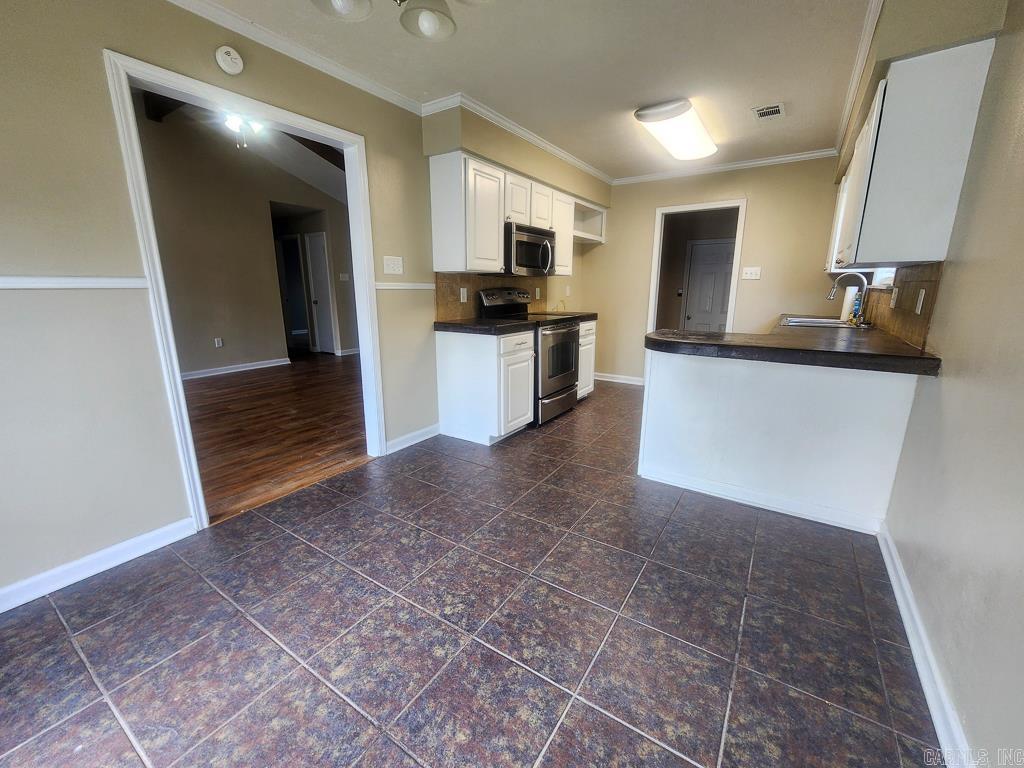 5  Fair Oaks Drive  Conway, AR