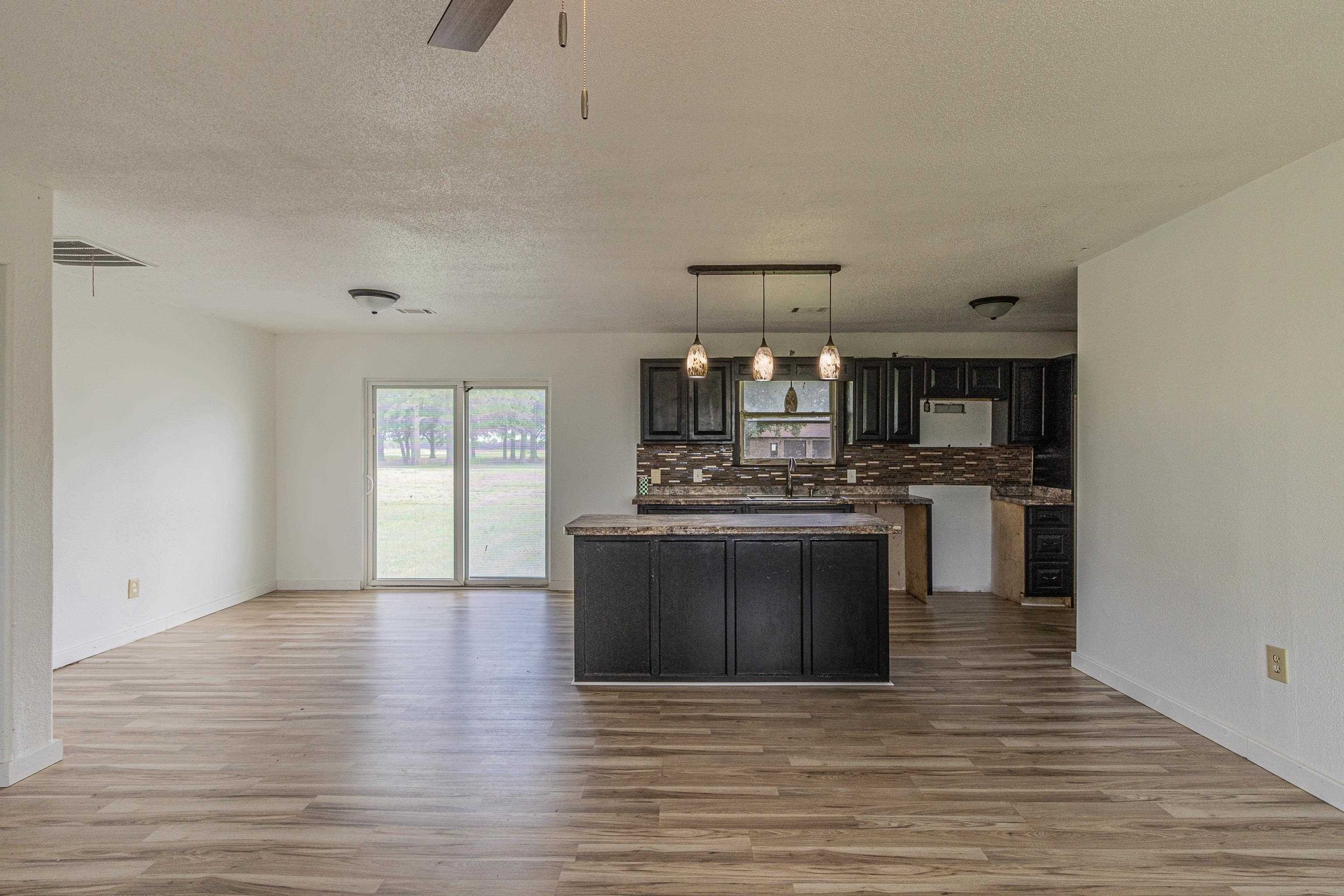 2303 E Lake  Paragould, AR