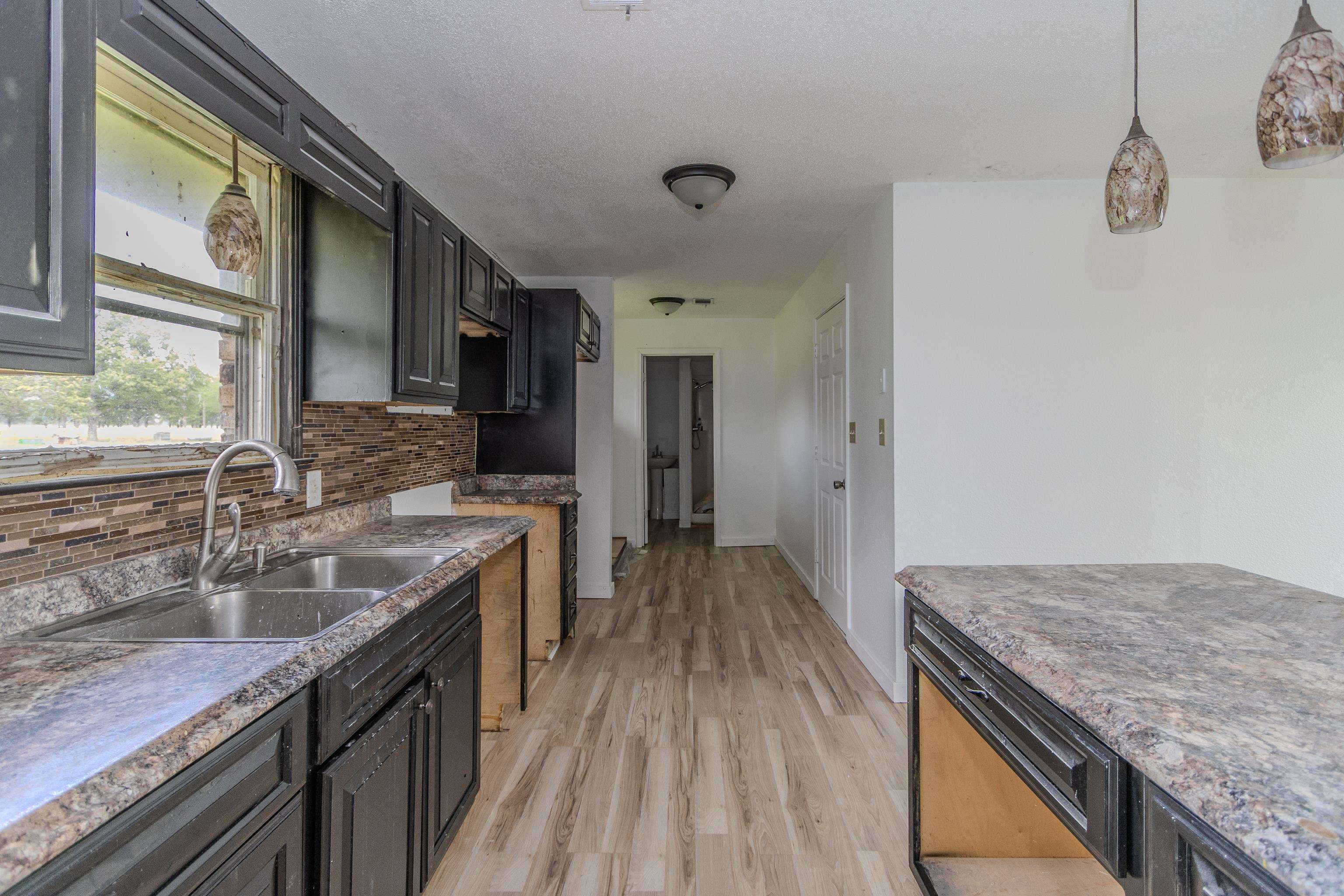 2303 E Lake  Paragould, AR