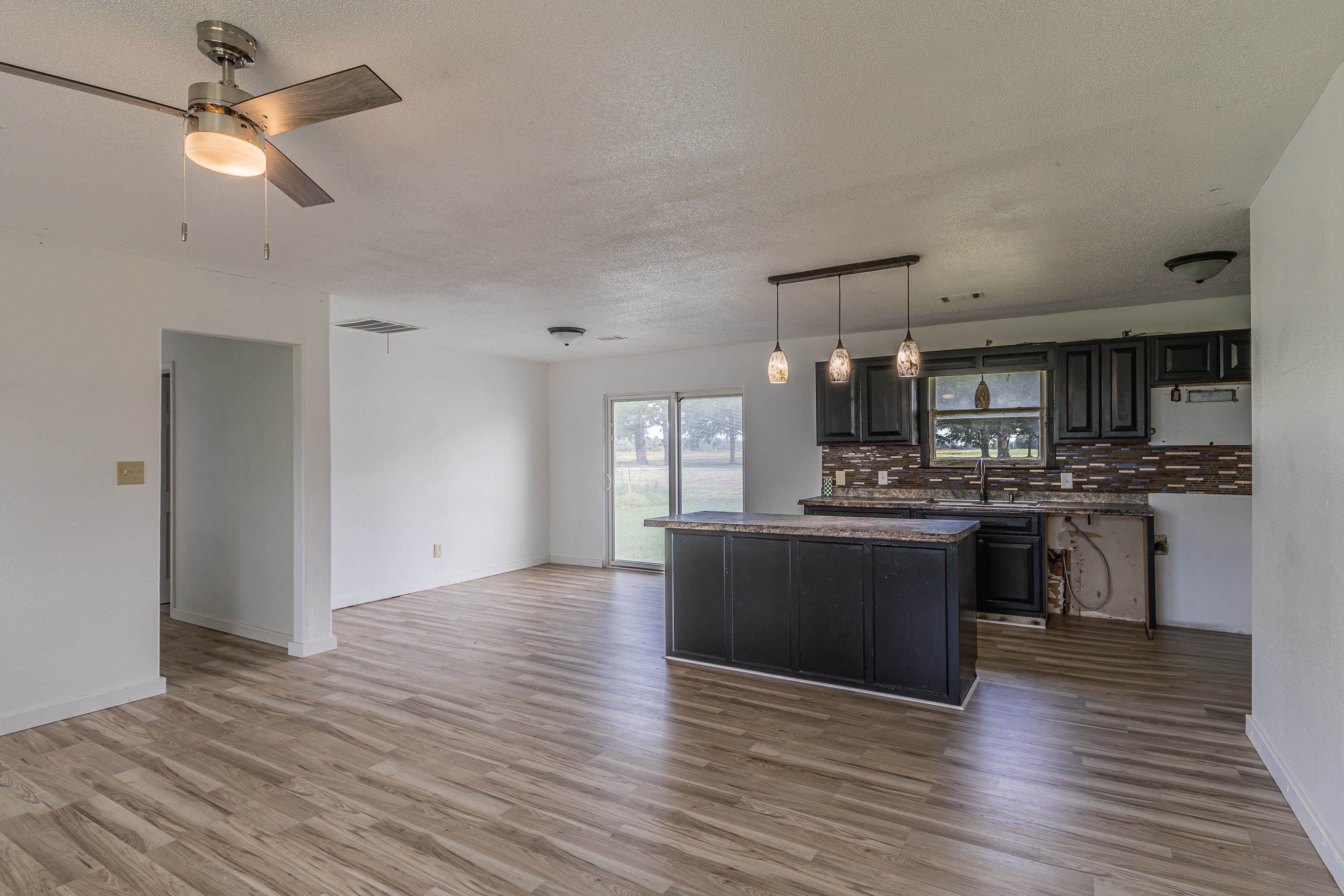 2303 E Lake  Paragould, AR