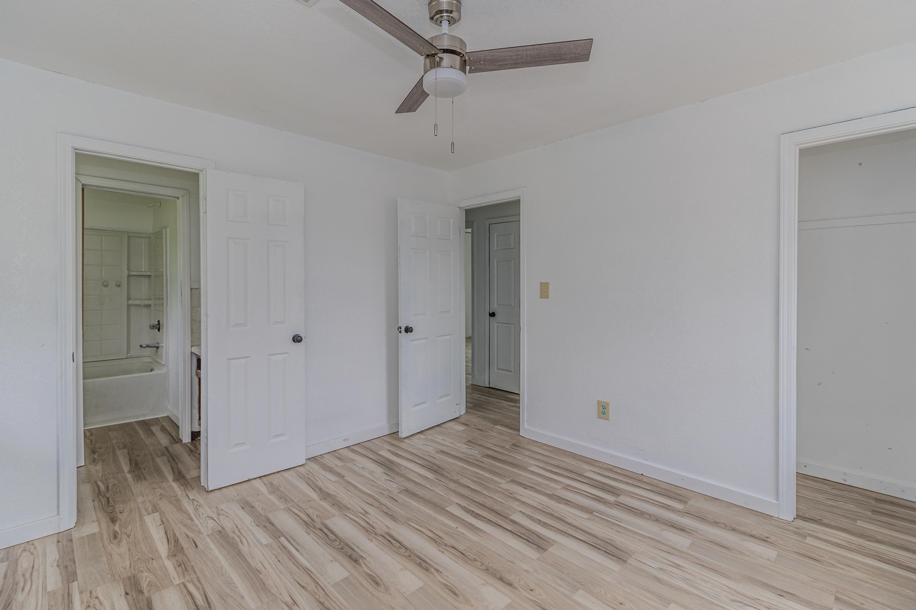 2303 E Lake  Paragould, AR