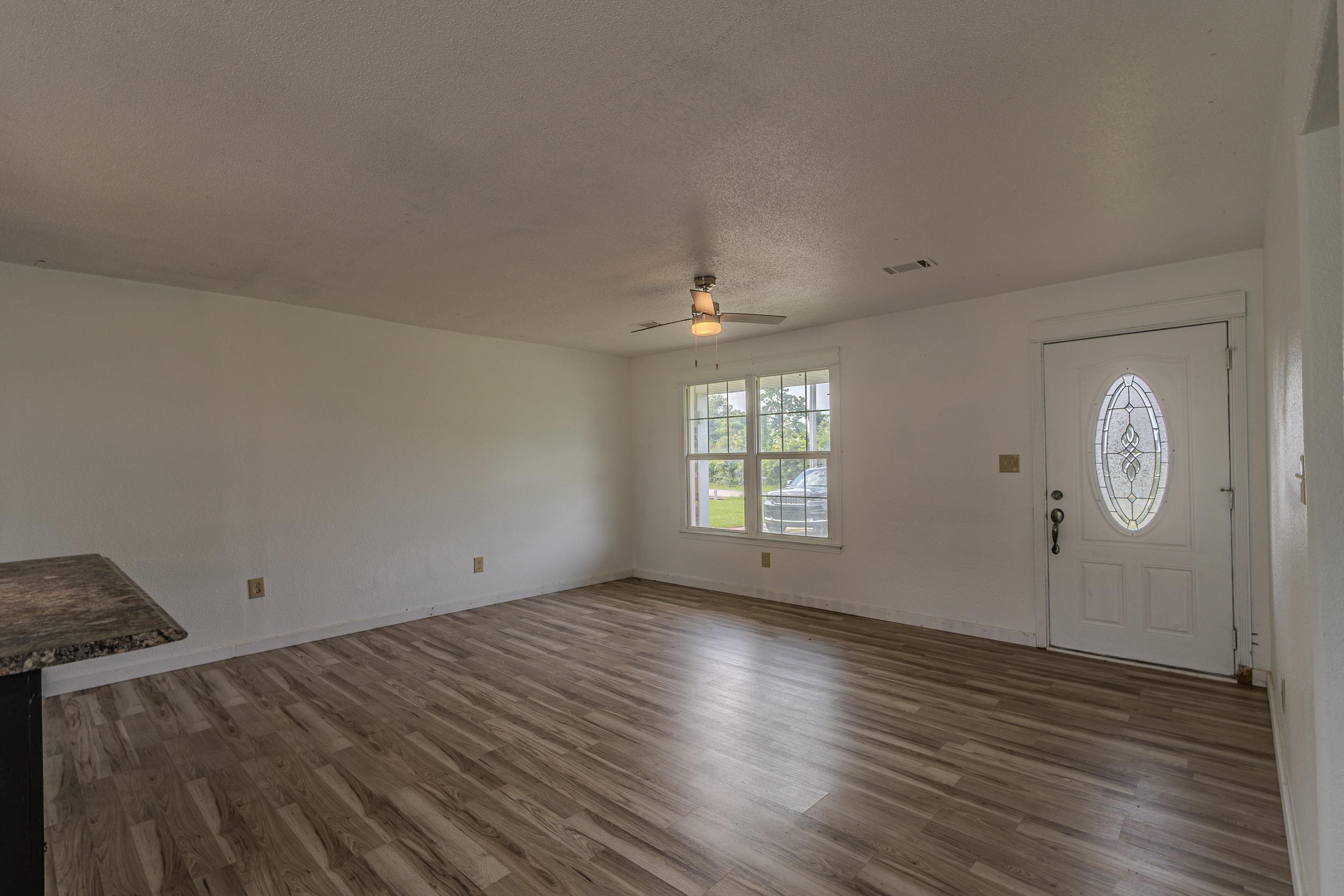 2303 E Lake  Paragould, AR