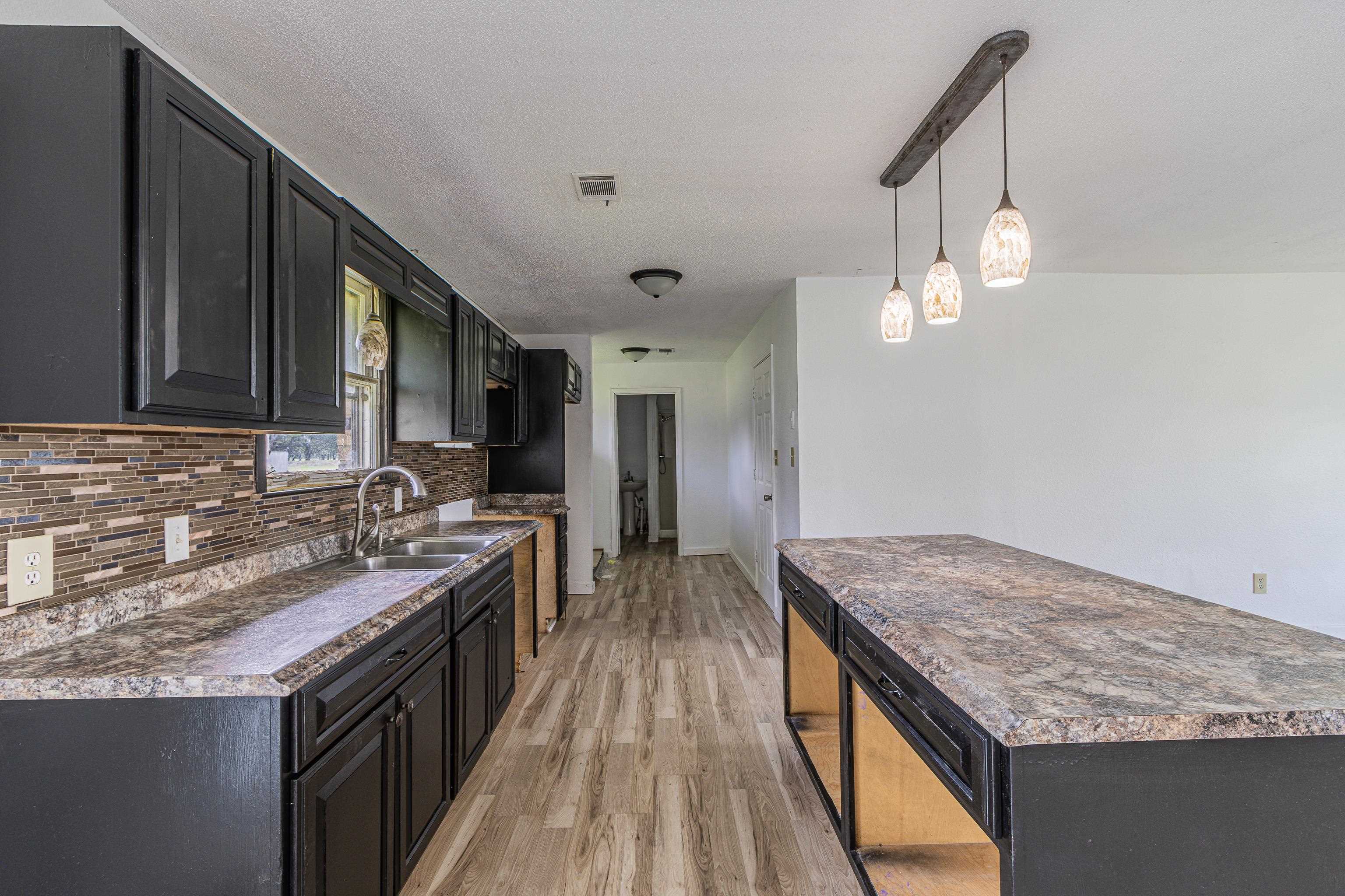 2303 E Lake  Paragould, AR