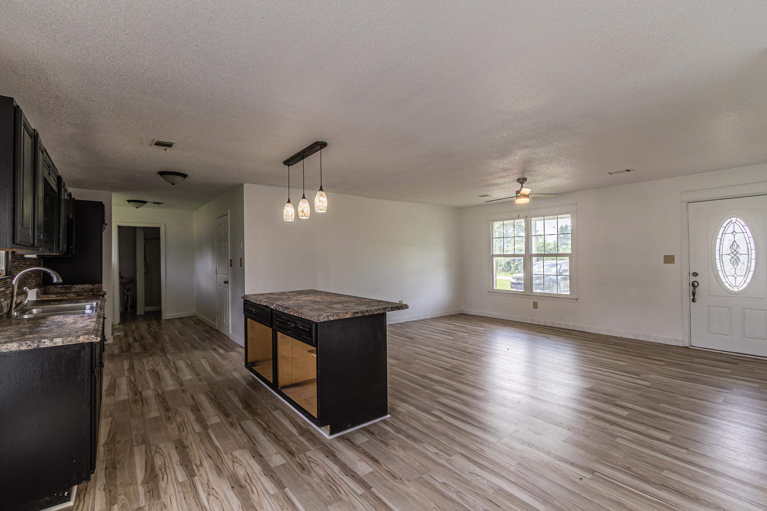 2303 E Lake  Paragould, AR