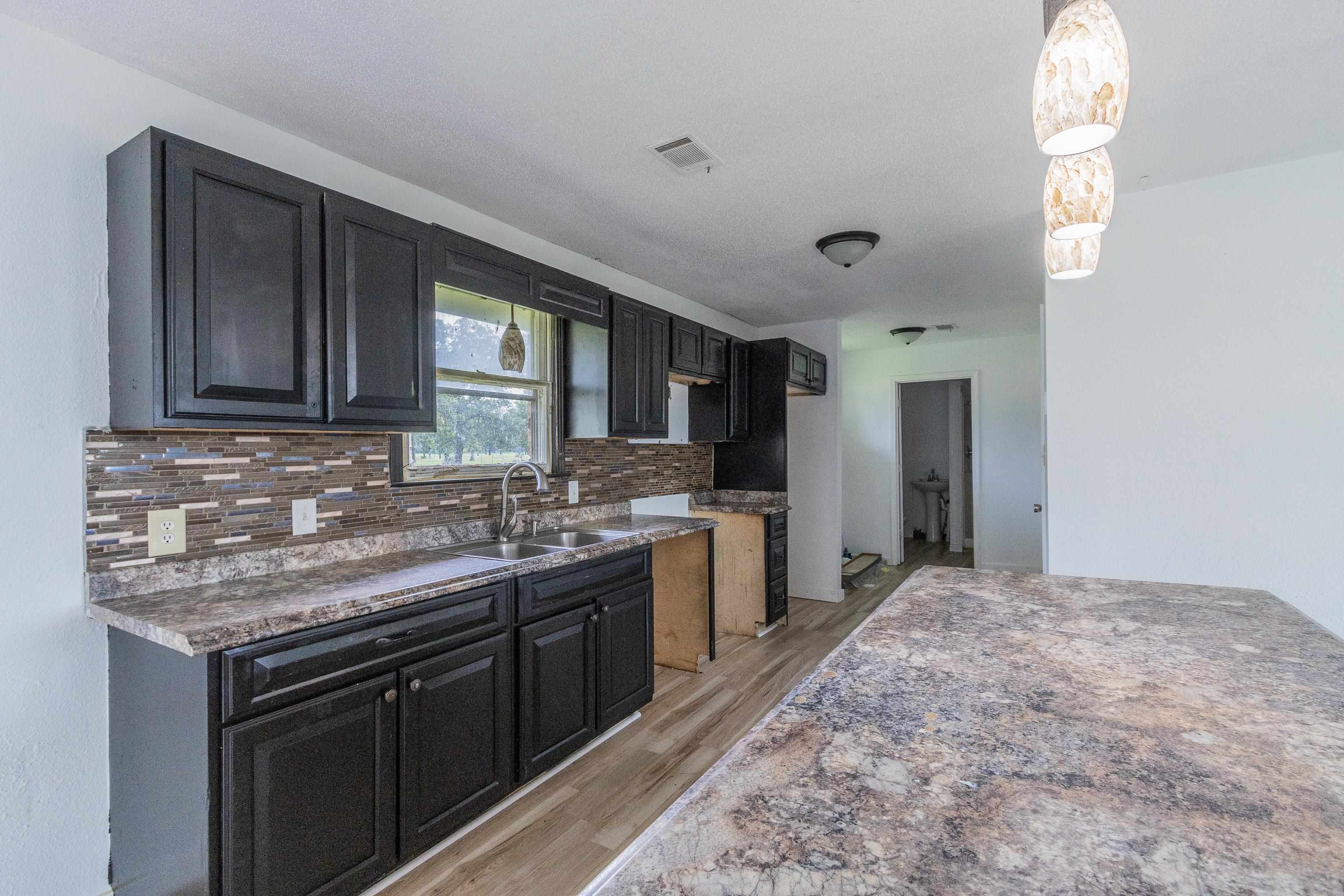 2303 E Lake  Paragould, AR