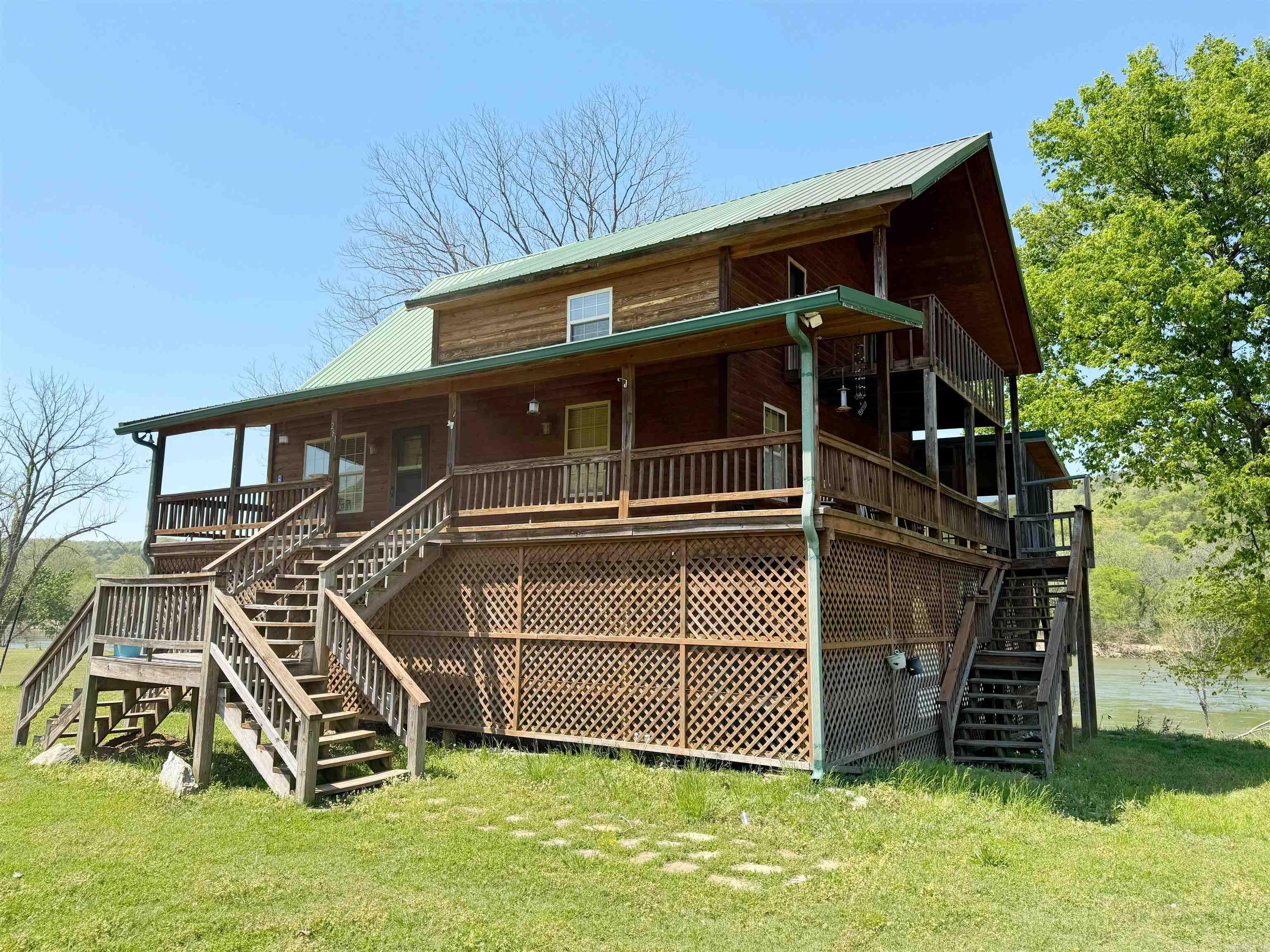 281  River Valley Rd.  Mountain View, AR
