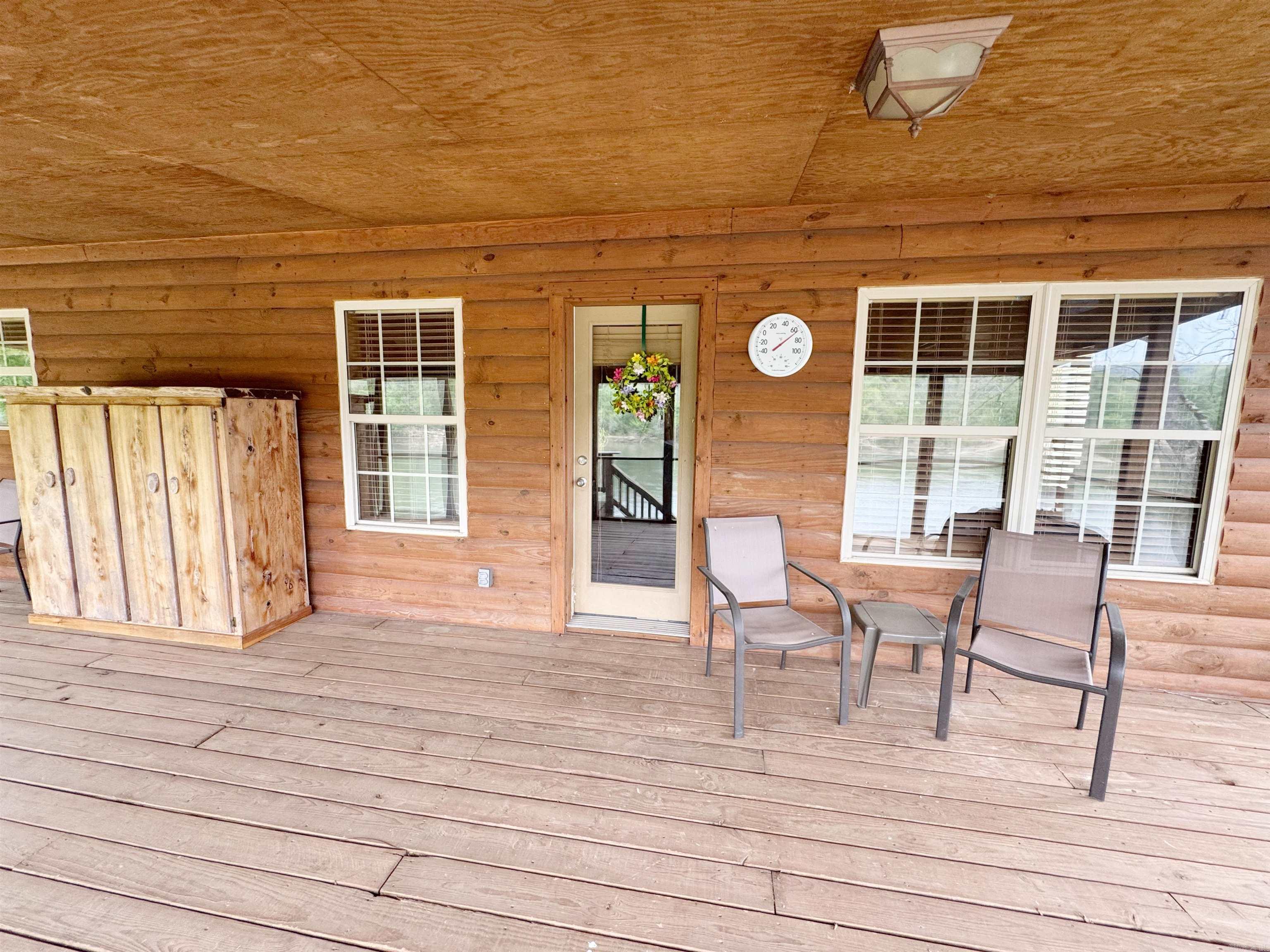 281  River Valley Rd.  Mountain View, AR