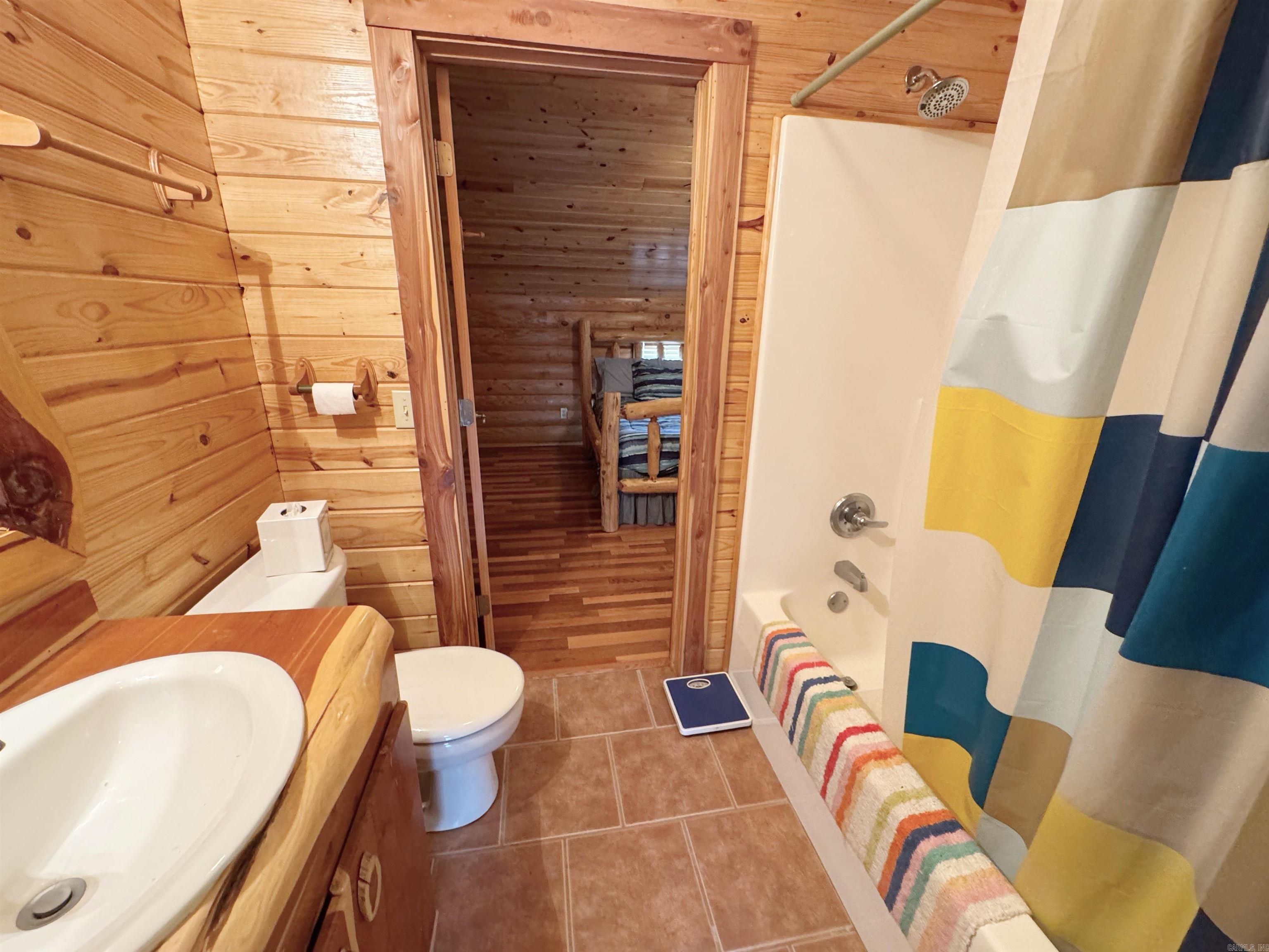 281  River Valley Rd.  Mountain View, AR