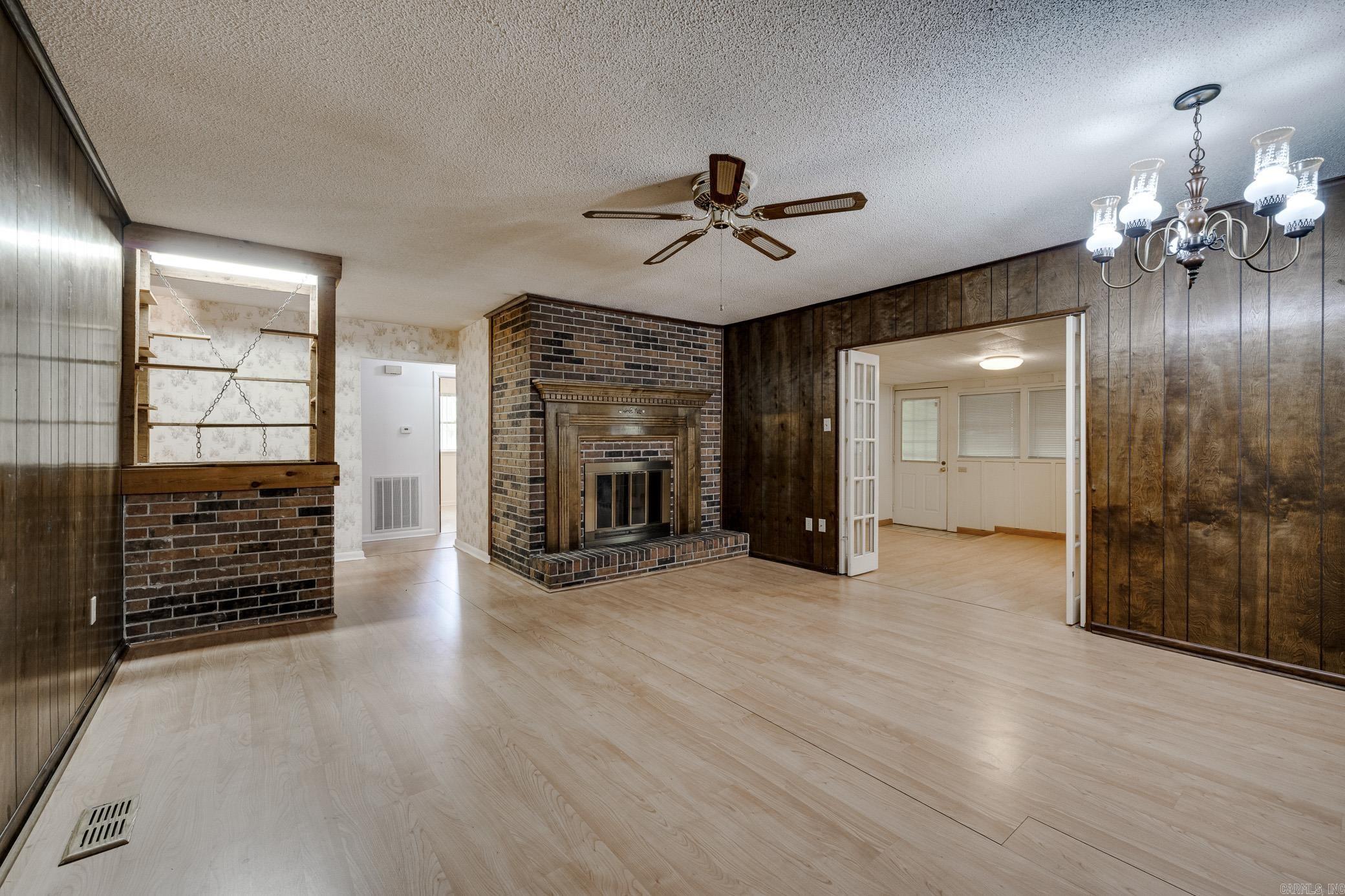23  Cinnamon Dr.  Sherwood, AR