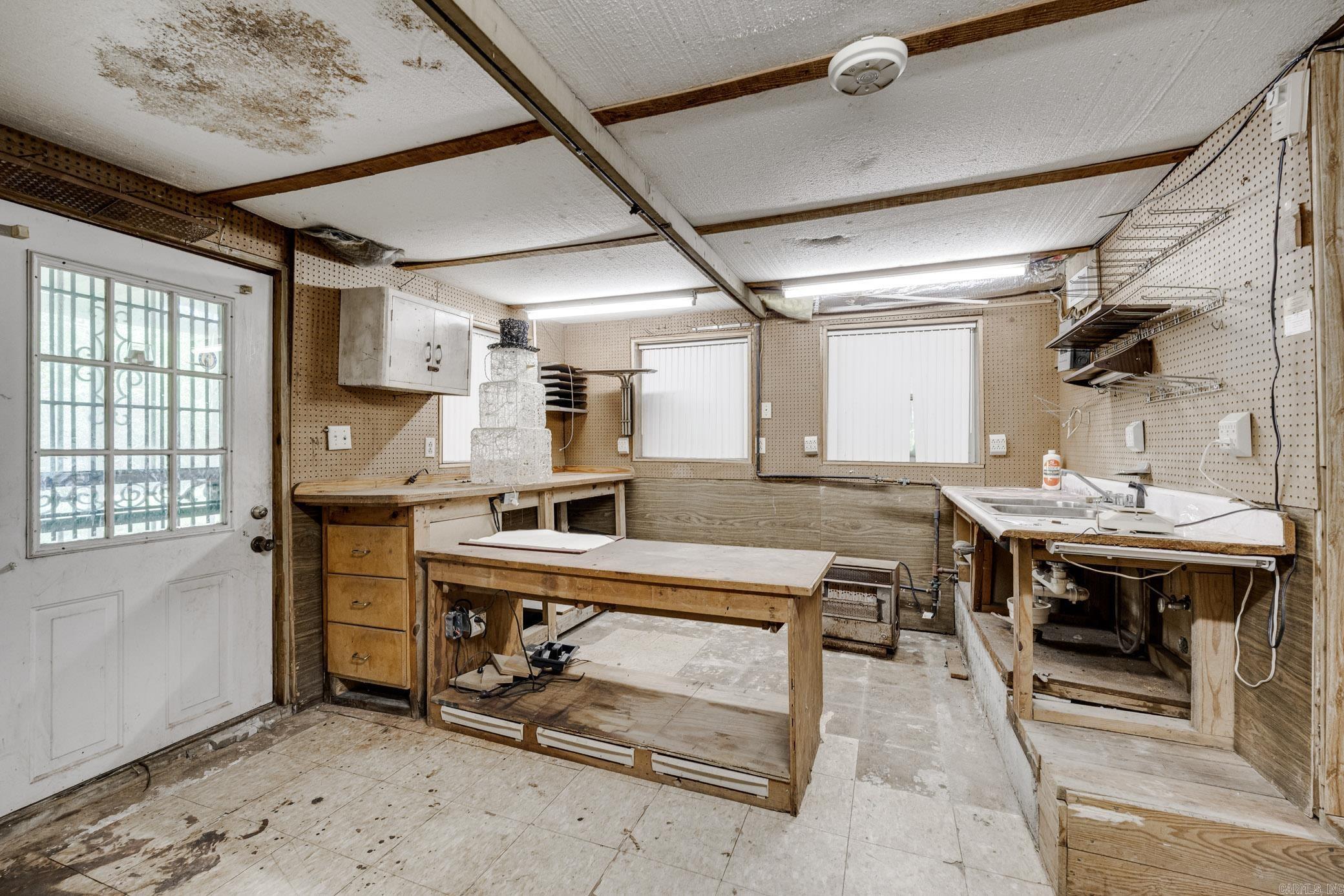 23  Cinnamon Dr.  Sherwood, AR