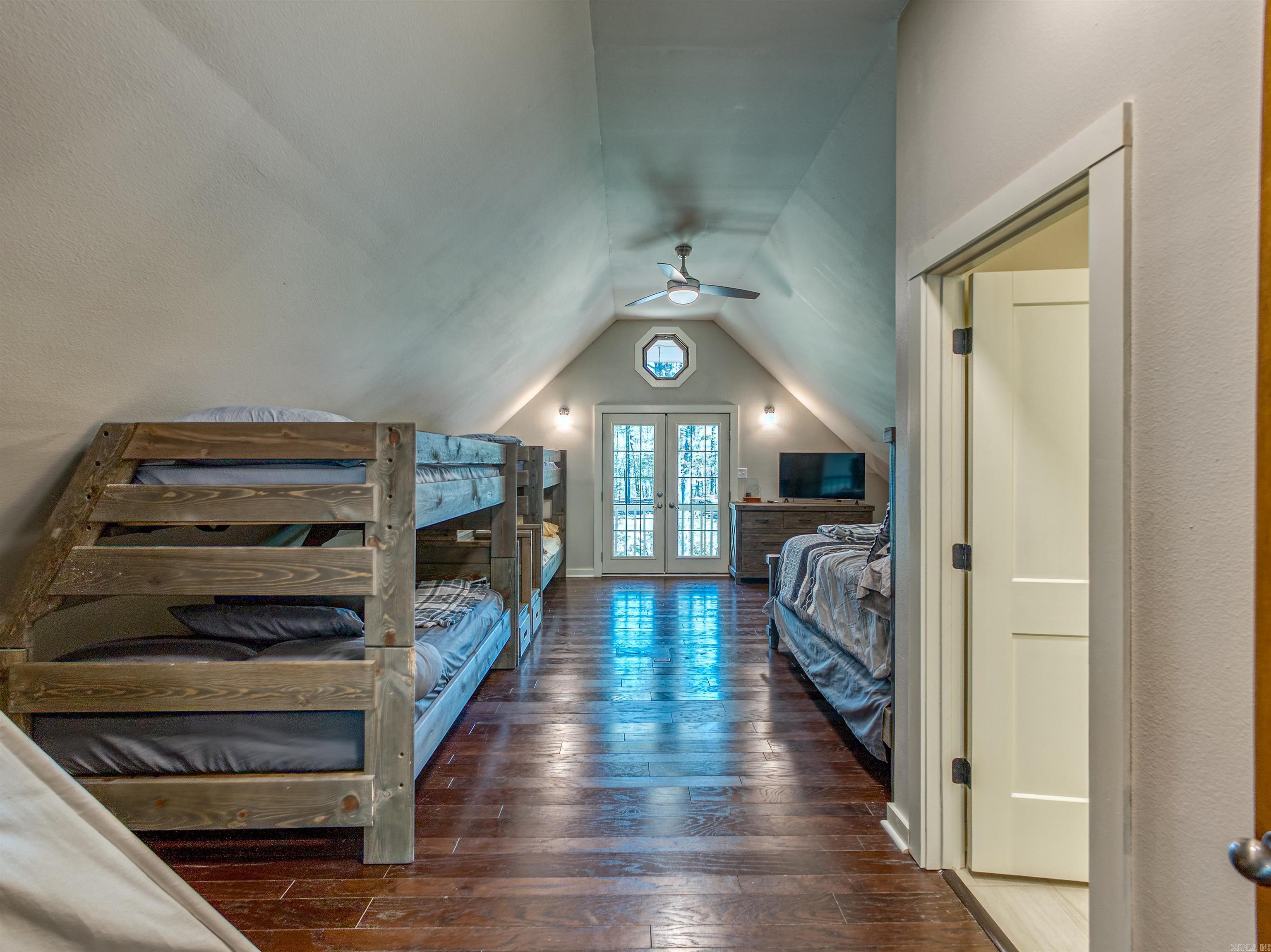 108  Heather  Shirley, AR