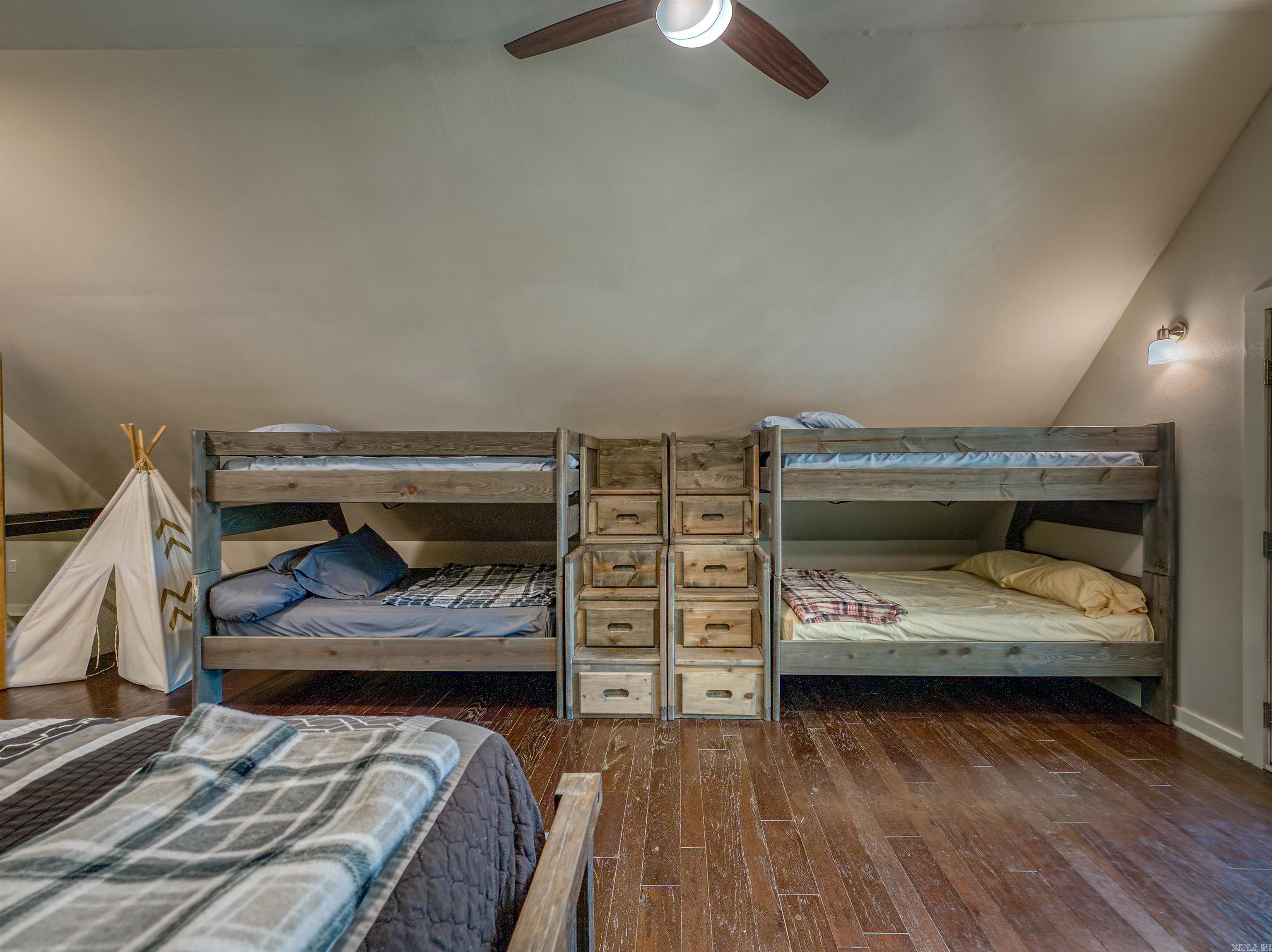 108  Heather  Shirley, AR
