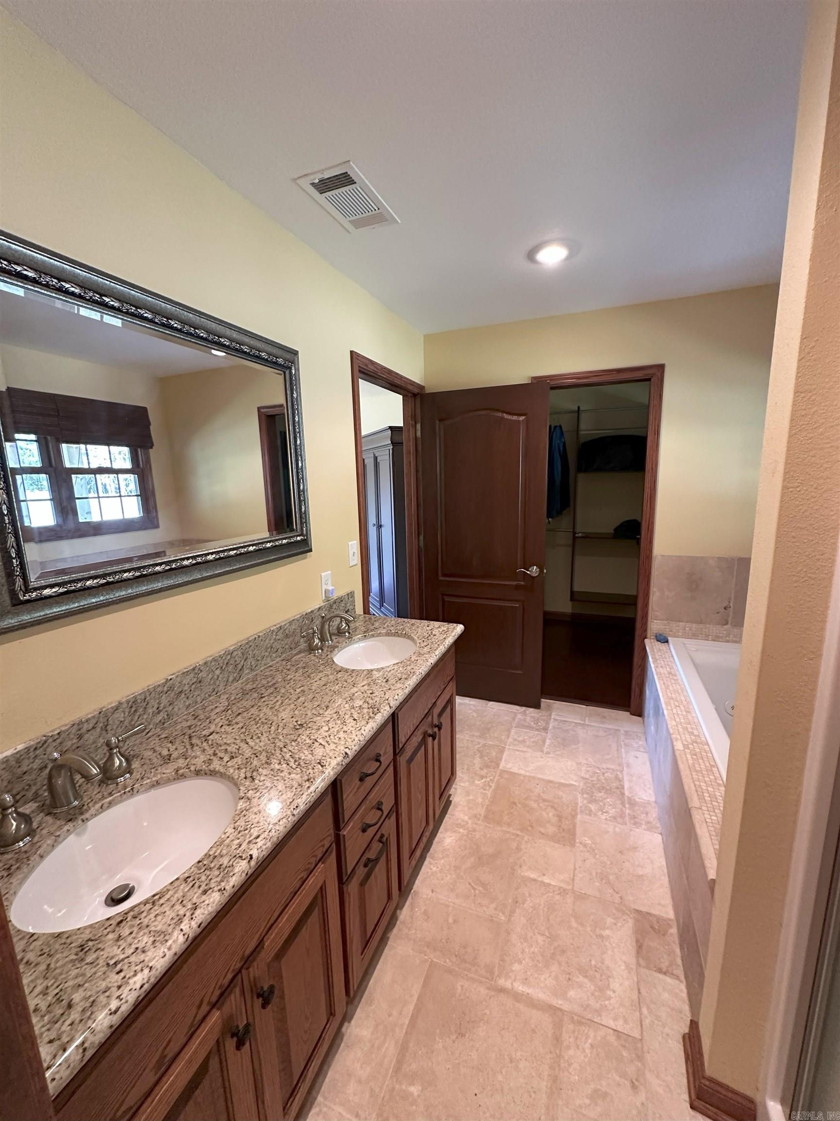 290  Island Shores  Drasco, AR
