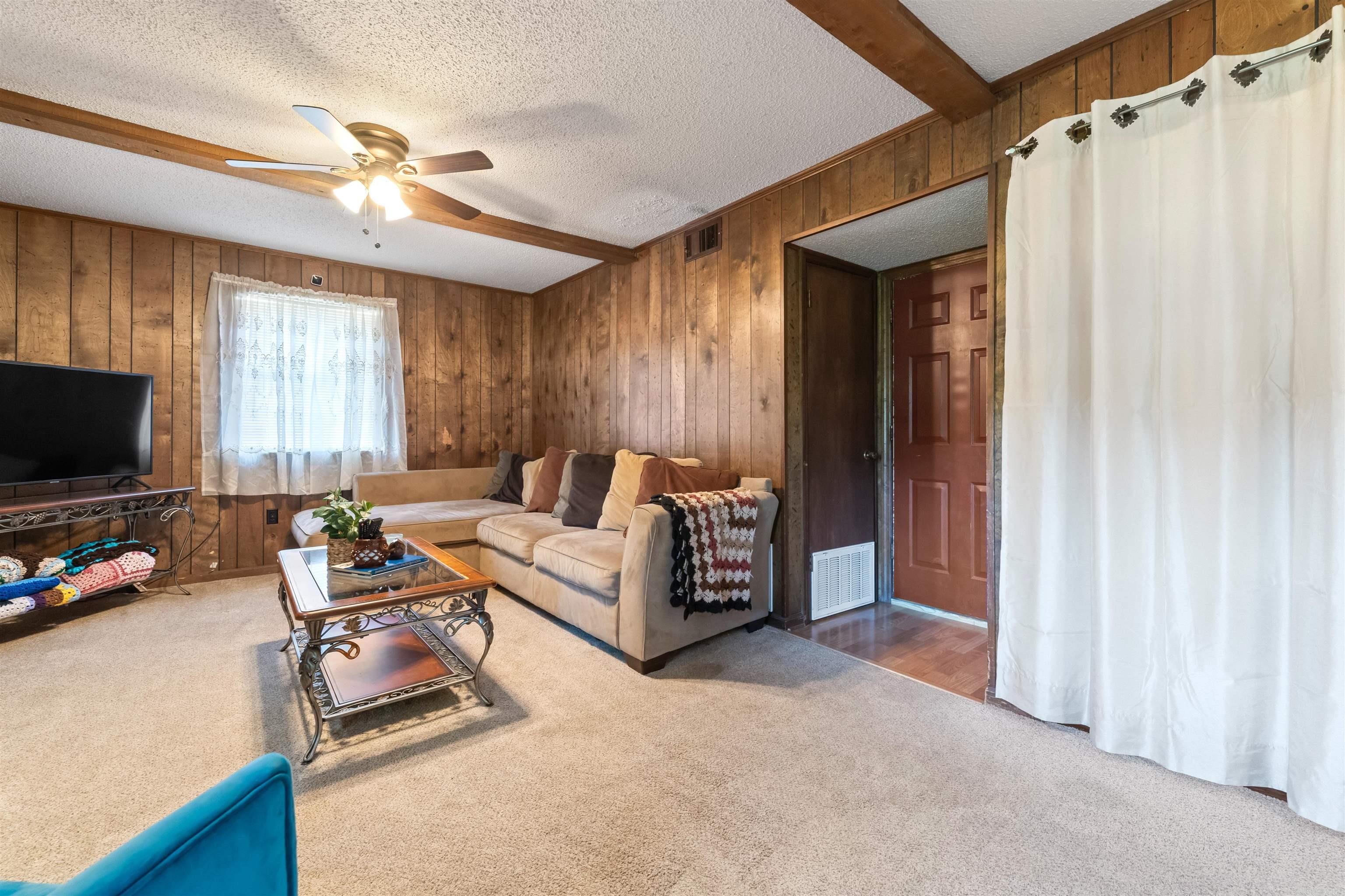 111  Pamela  Sherwood, AR