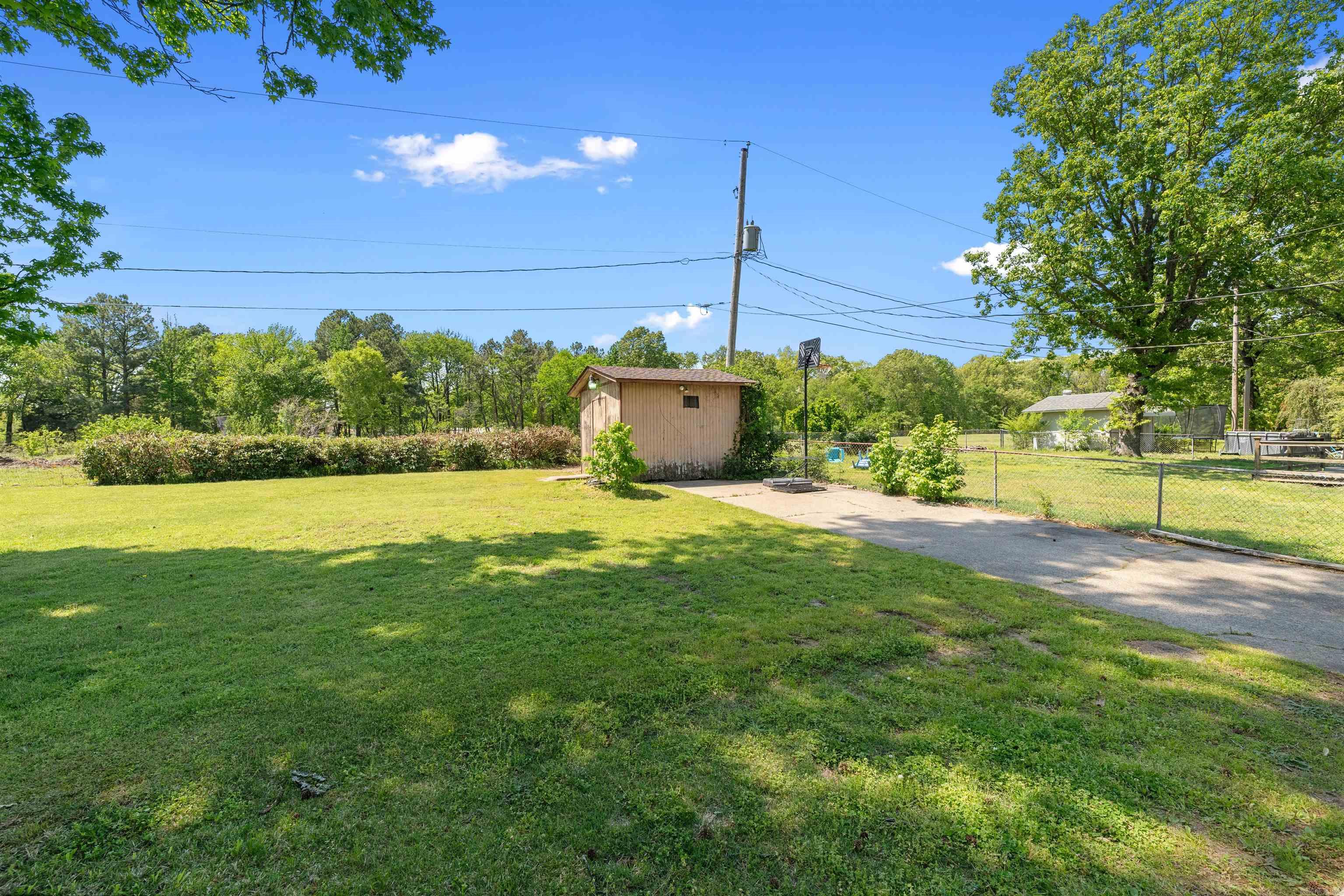 111  Pamela  Sherwood, AR