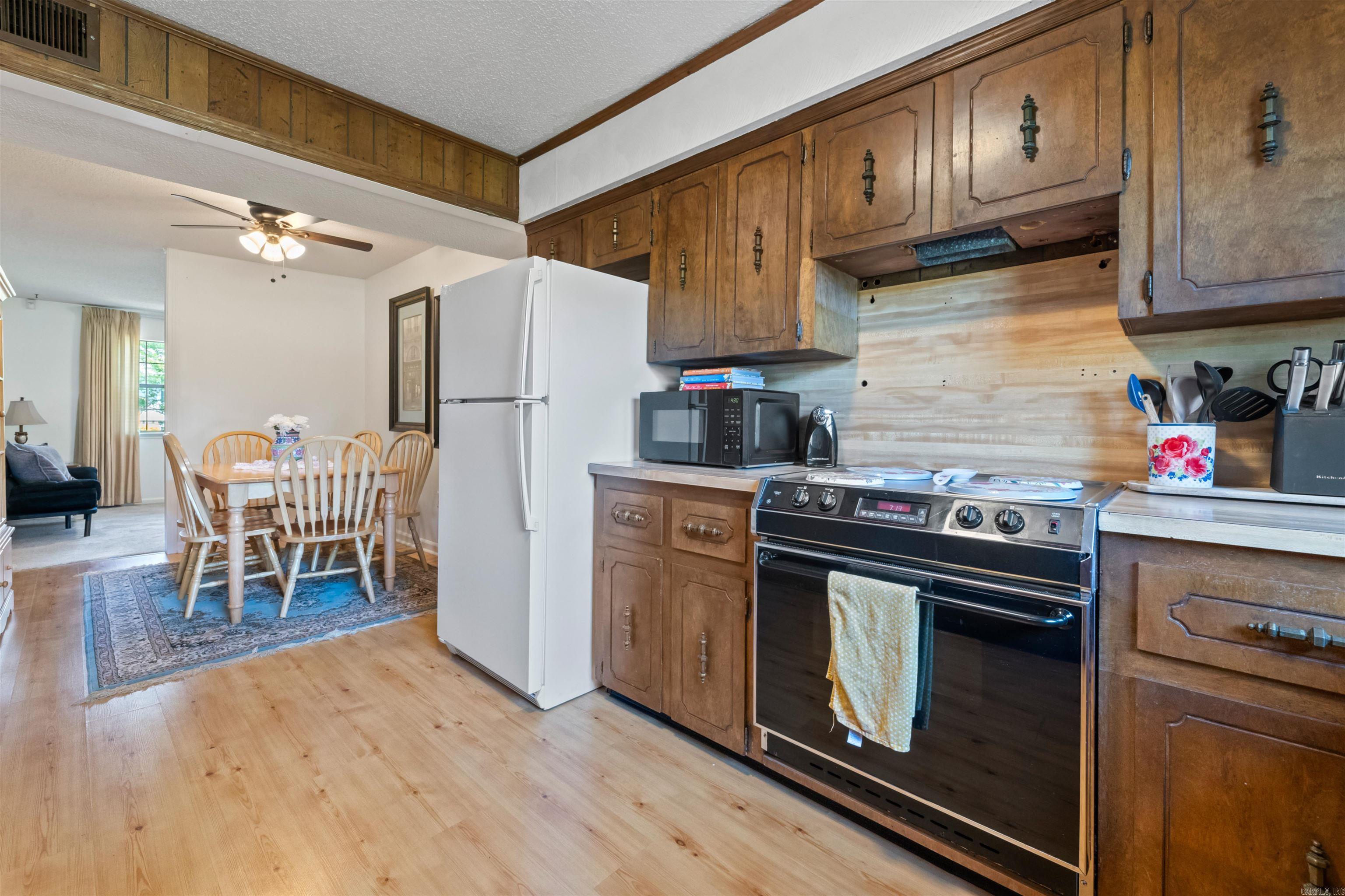 111  Pamela  Sherwood, AR