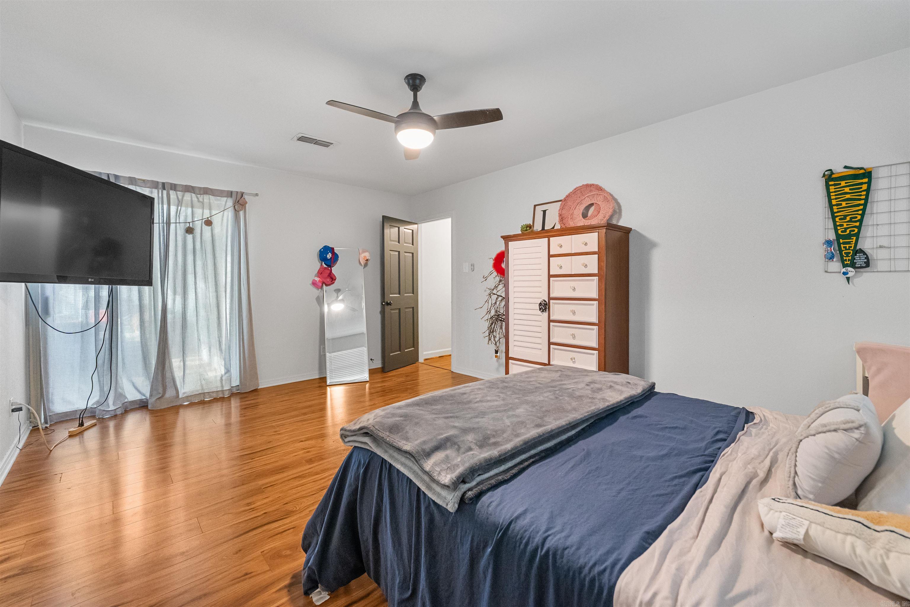 4  Daniel Dr  Sherwood, AR