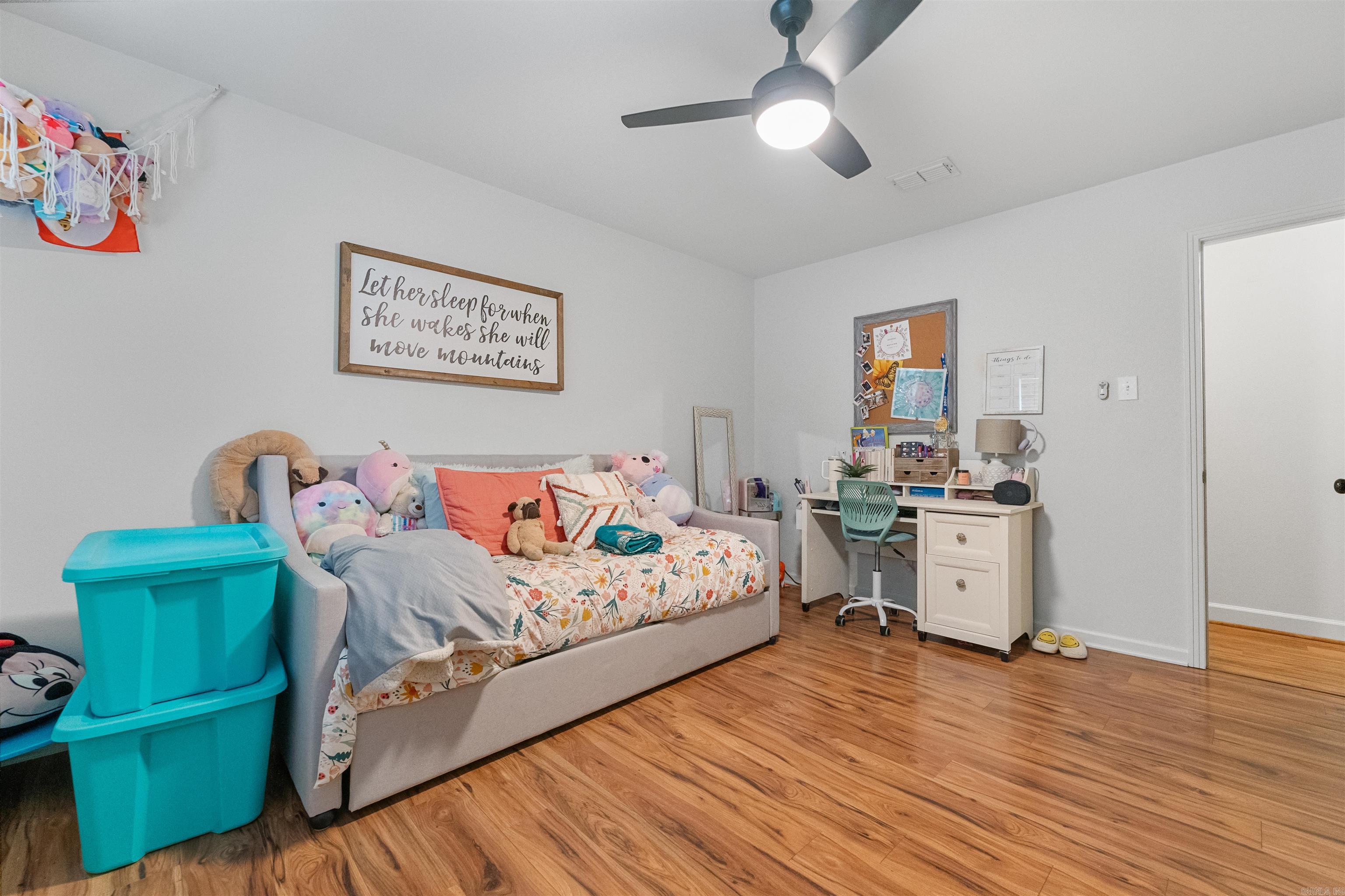 4  Daniel Dr  Sherwood, AR