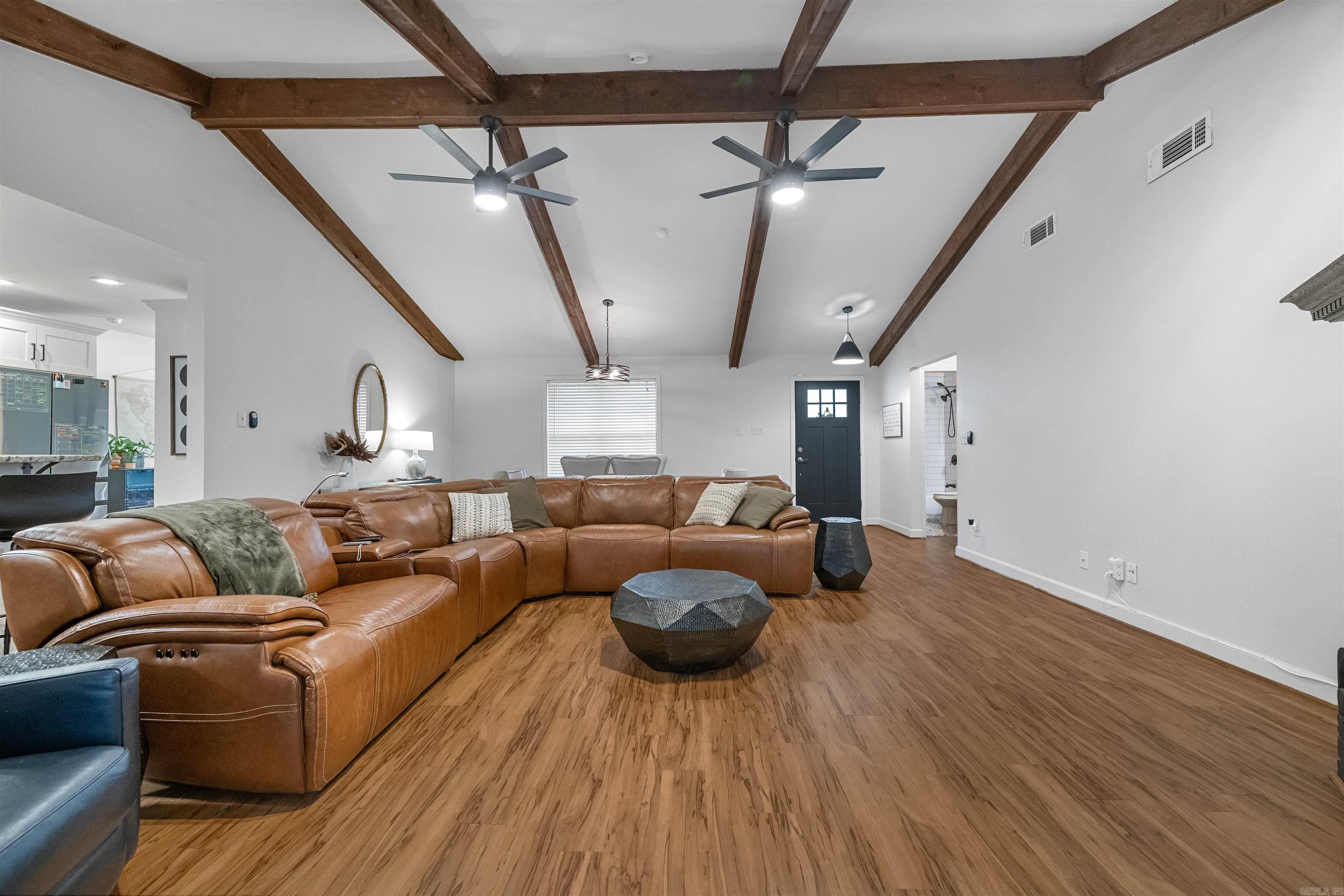 4  Daniel Dr  Sherwood, AR