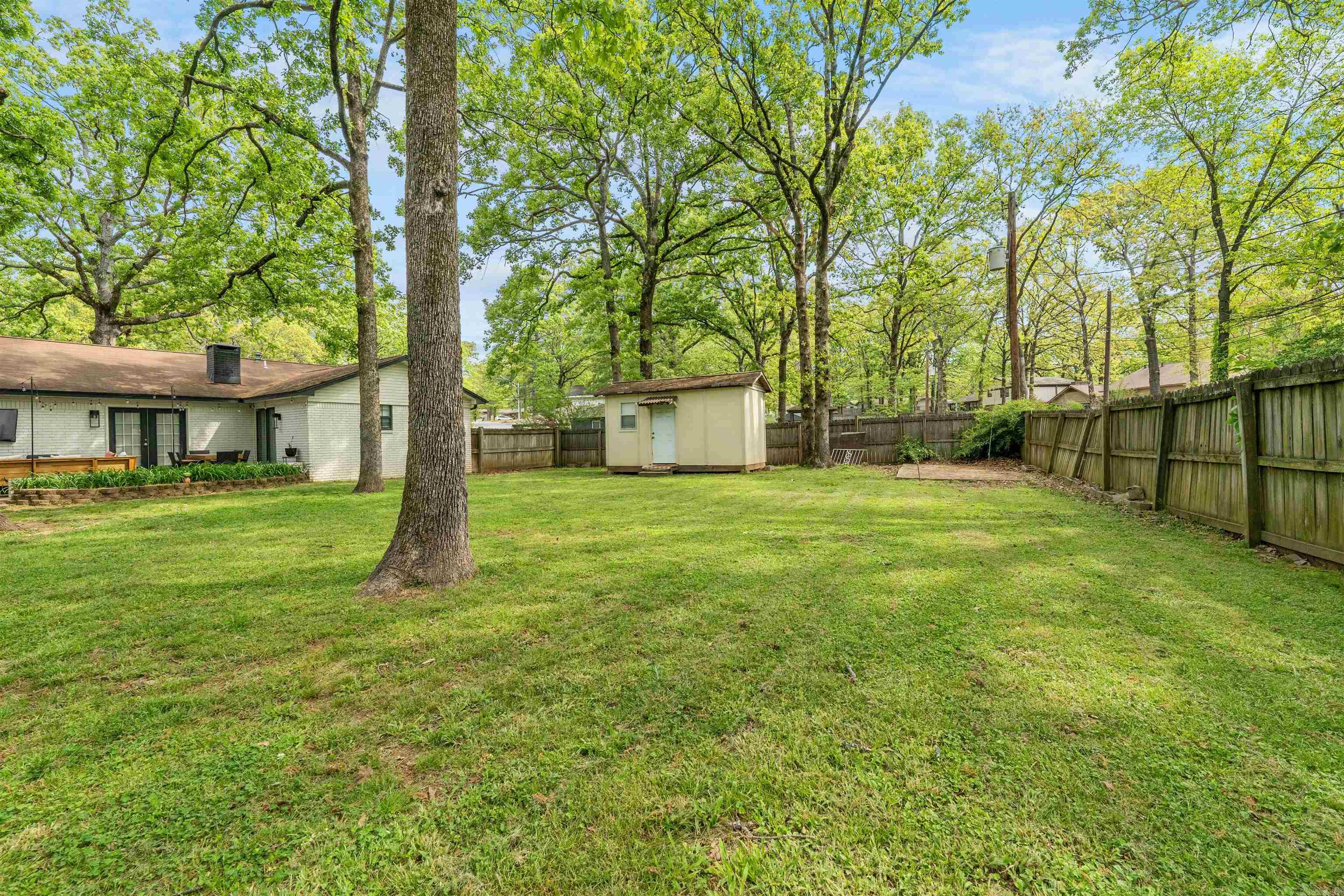 4  Daniel Dr  Sherwood, AR