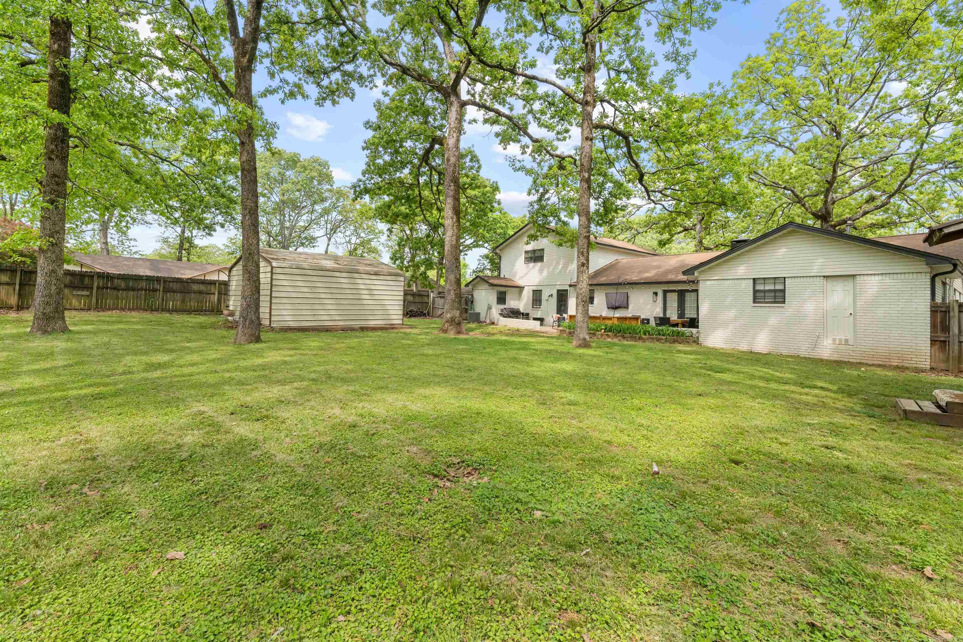 4  Daniel Dr  Sherwood, AR