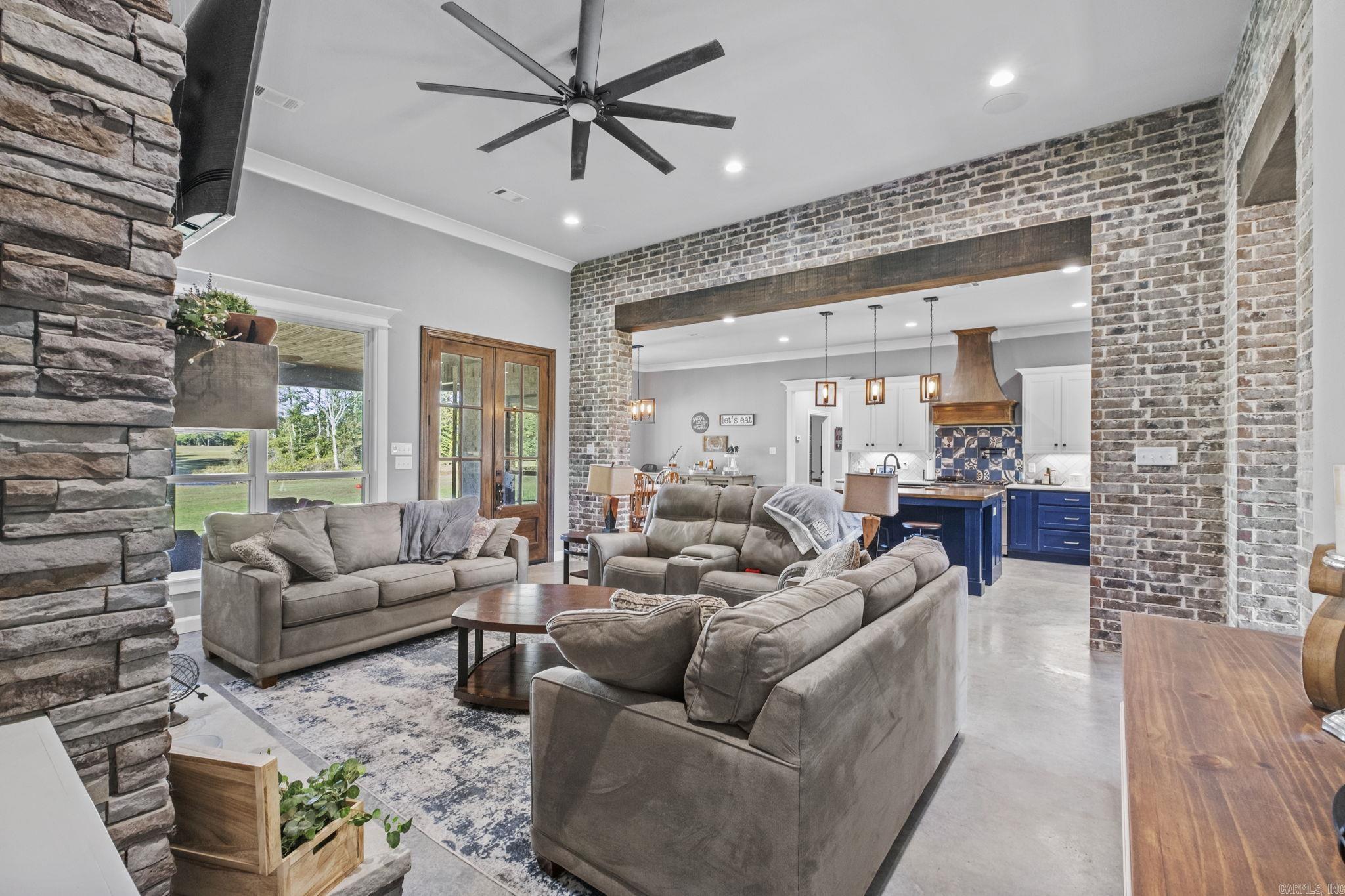 42  Patriot  Austin, AR