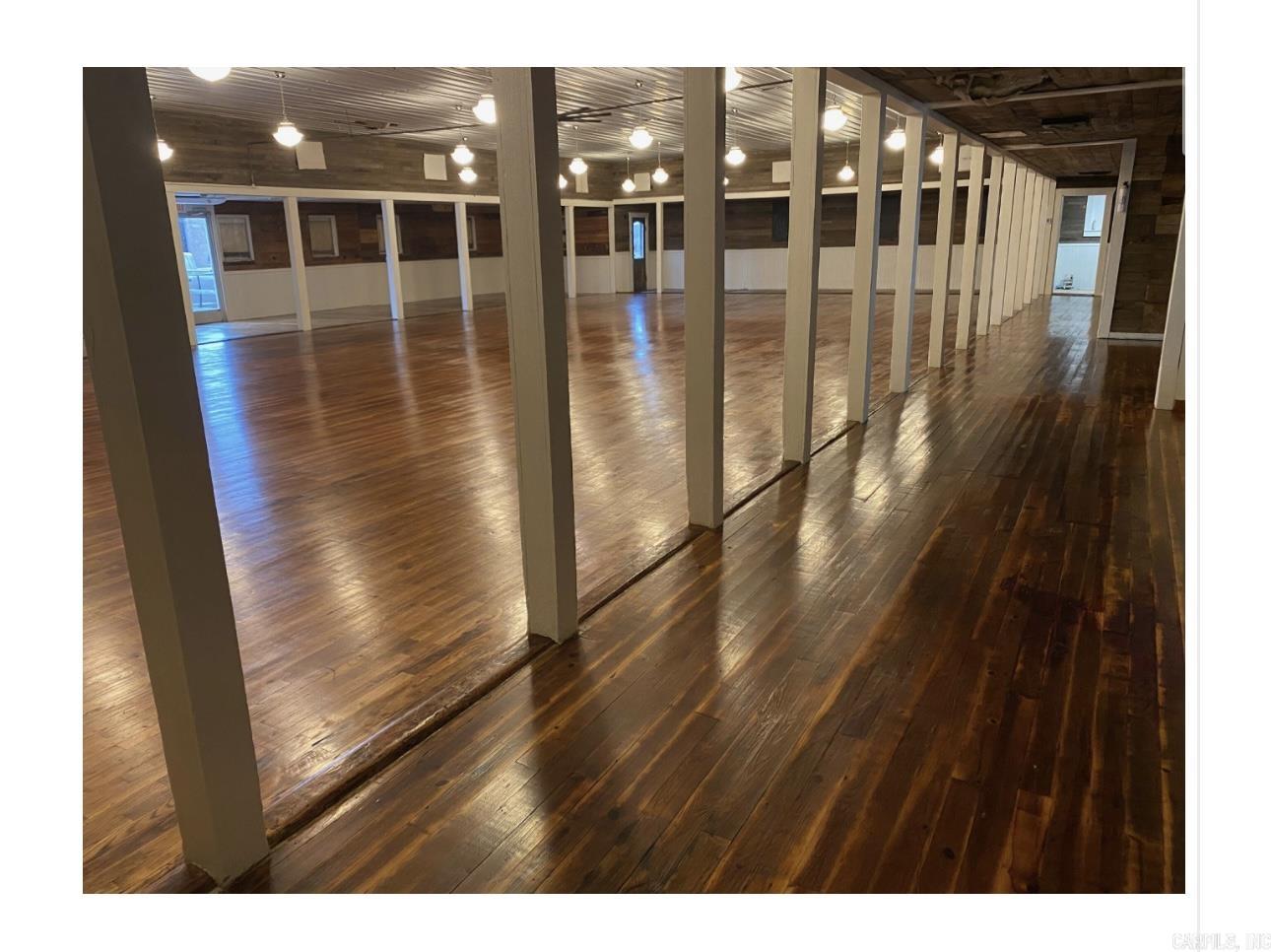 2206  W MAIN ST  Clarksville, AR