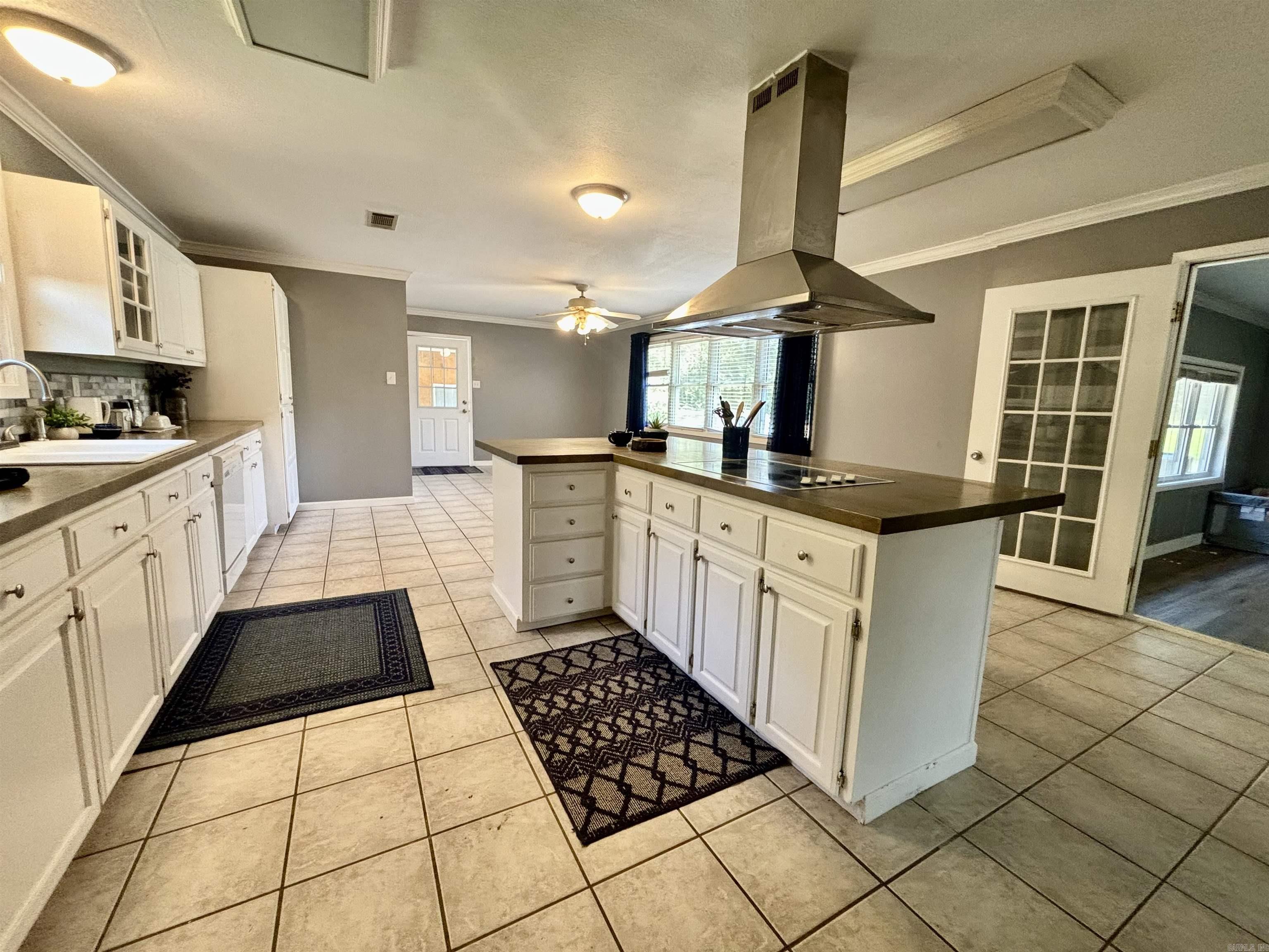 102 Club House  Bald Knob, AR