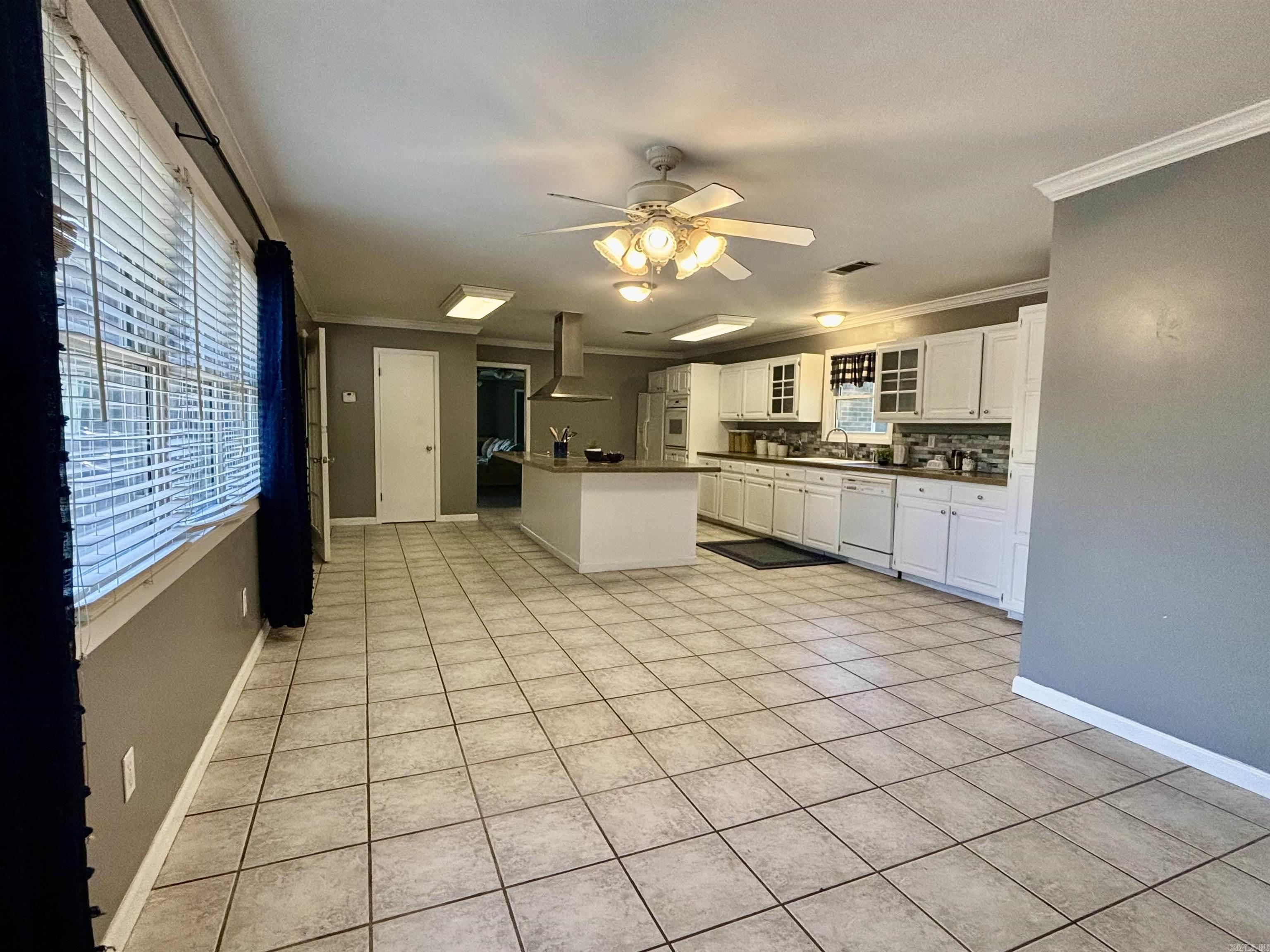 102 Club House Drive Bald Knob, AR 72010