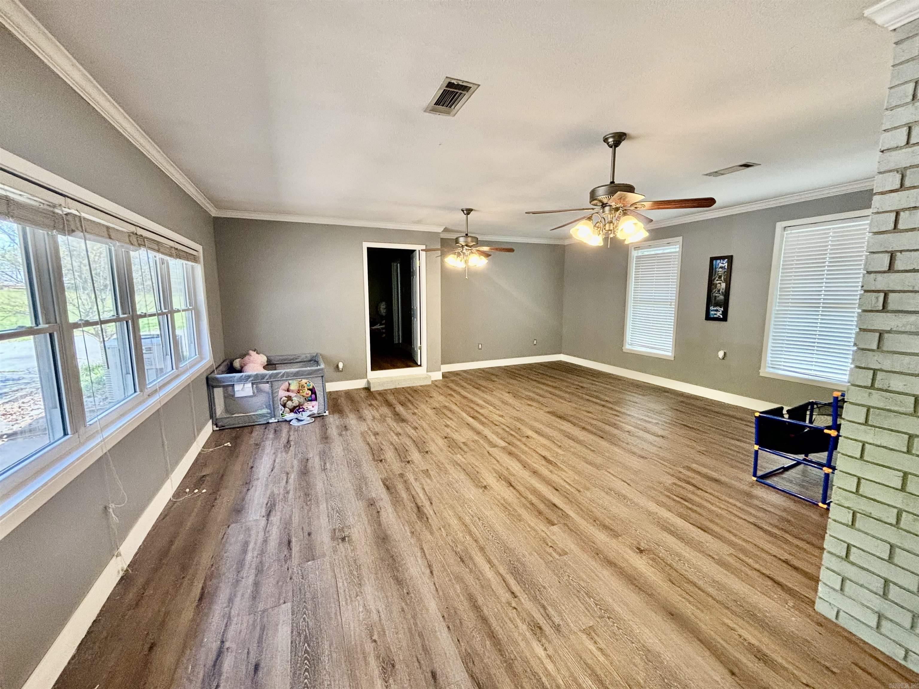 102 Club House Drive Bald Knob, AR 72010
