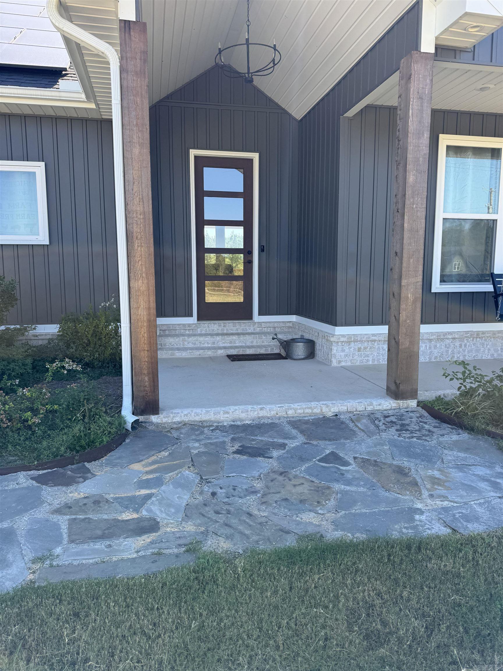 10568  Gunter loop  Benton, AR