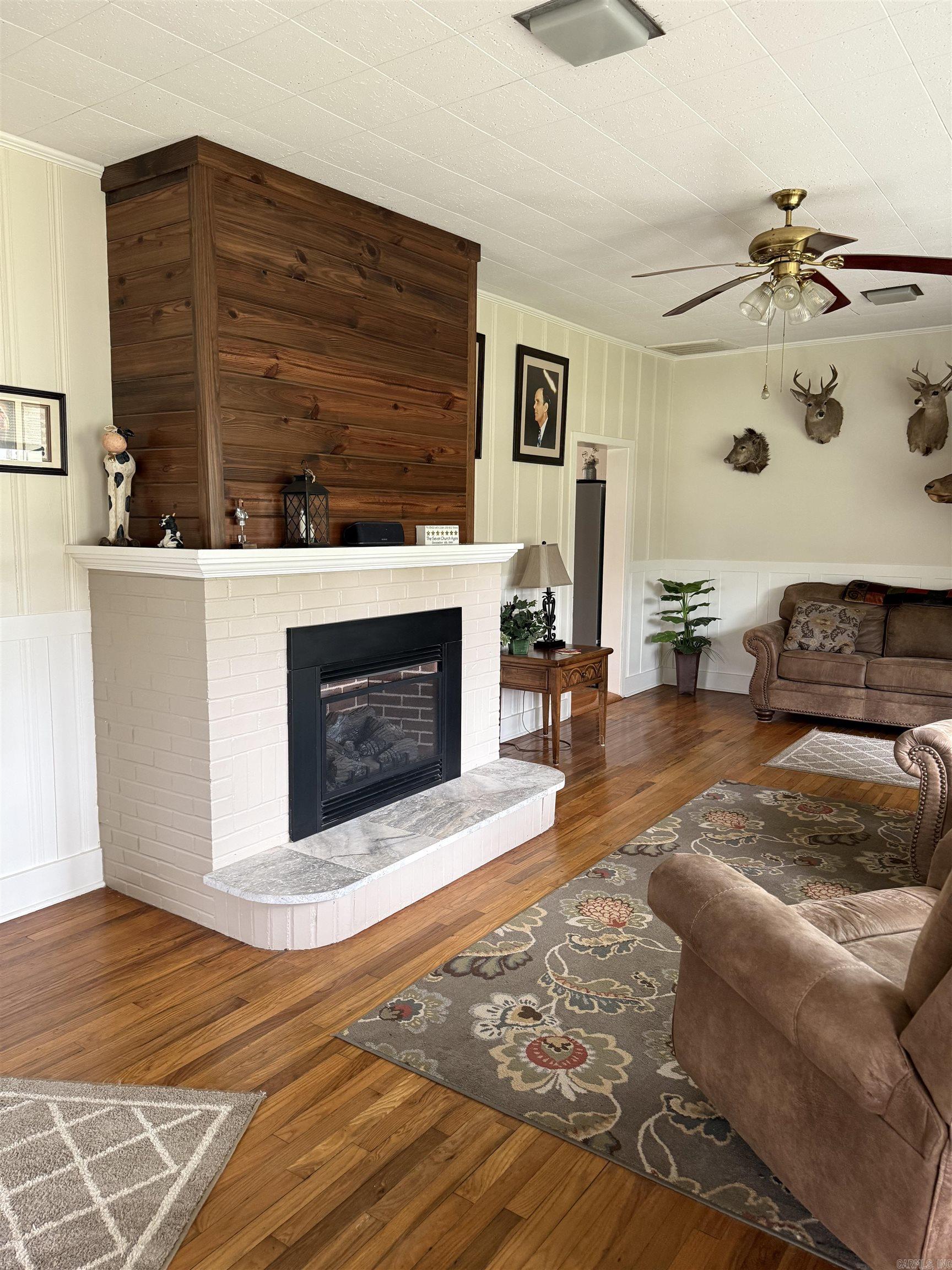 1662  Clay  Piggott, AR