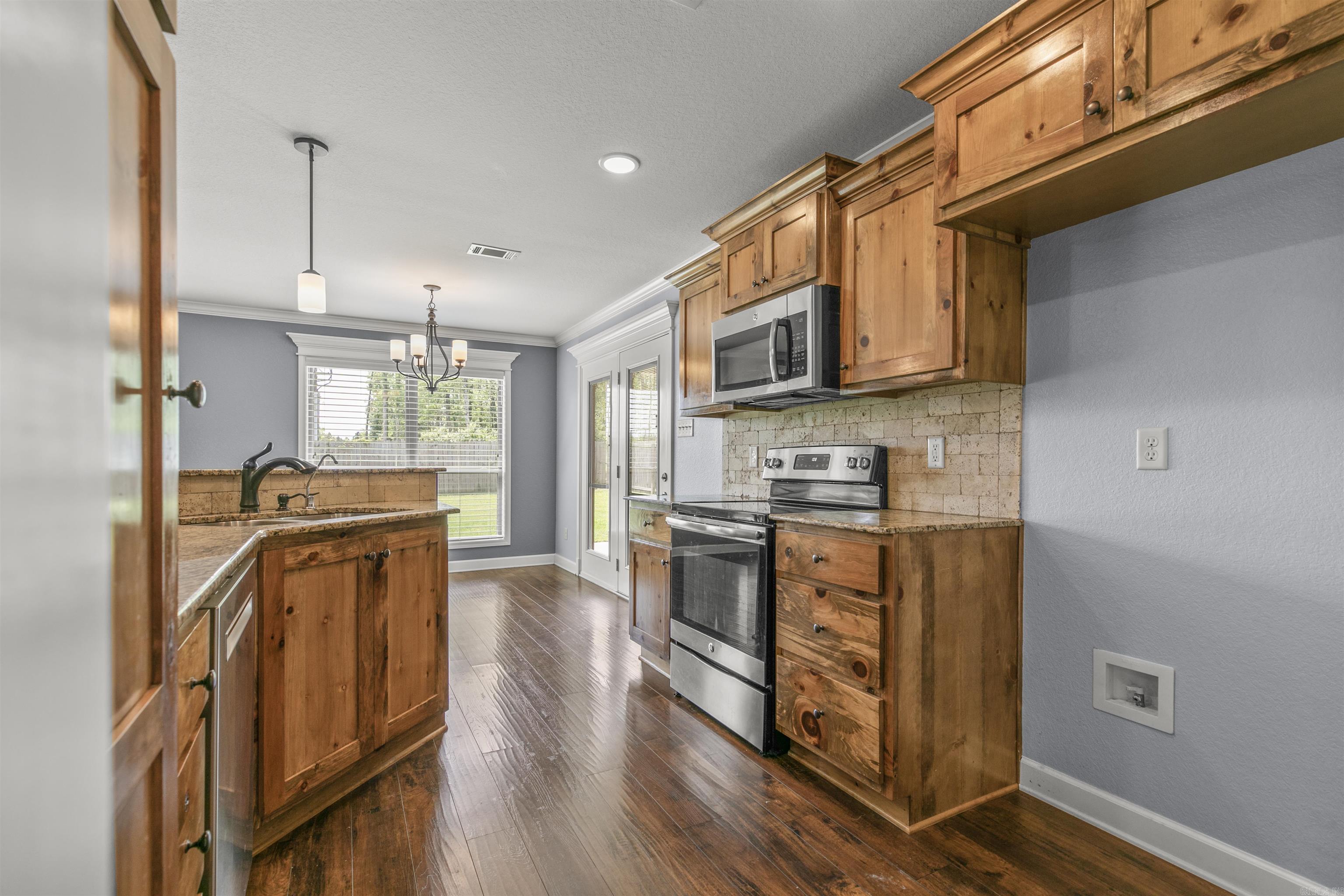 217  Creek View Drive  Austin, AR