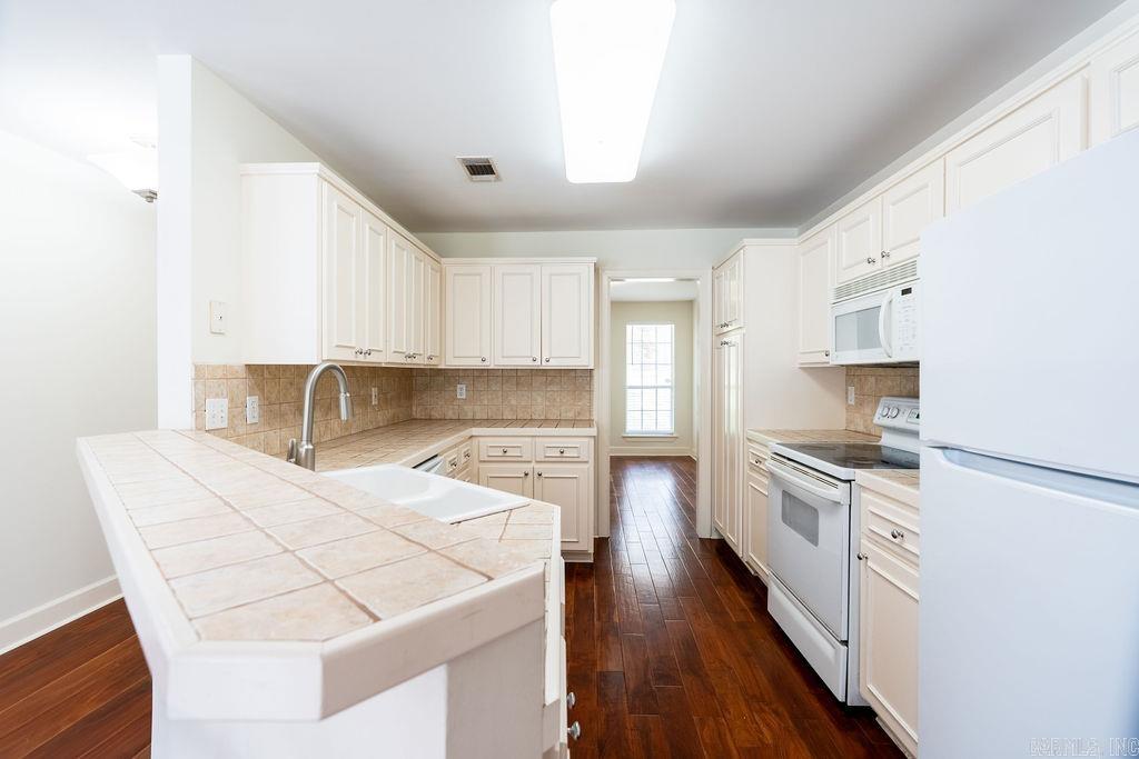 34  Beloit Bay  Heber Springs, AR