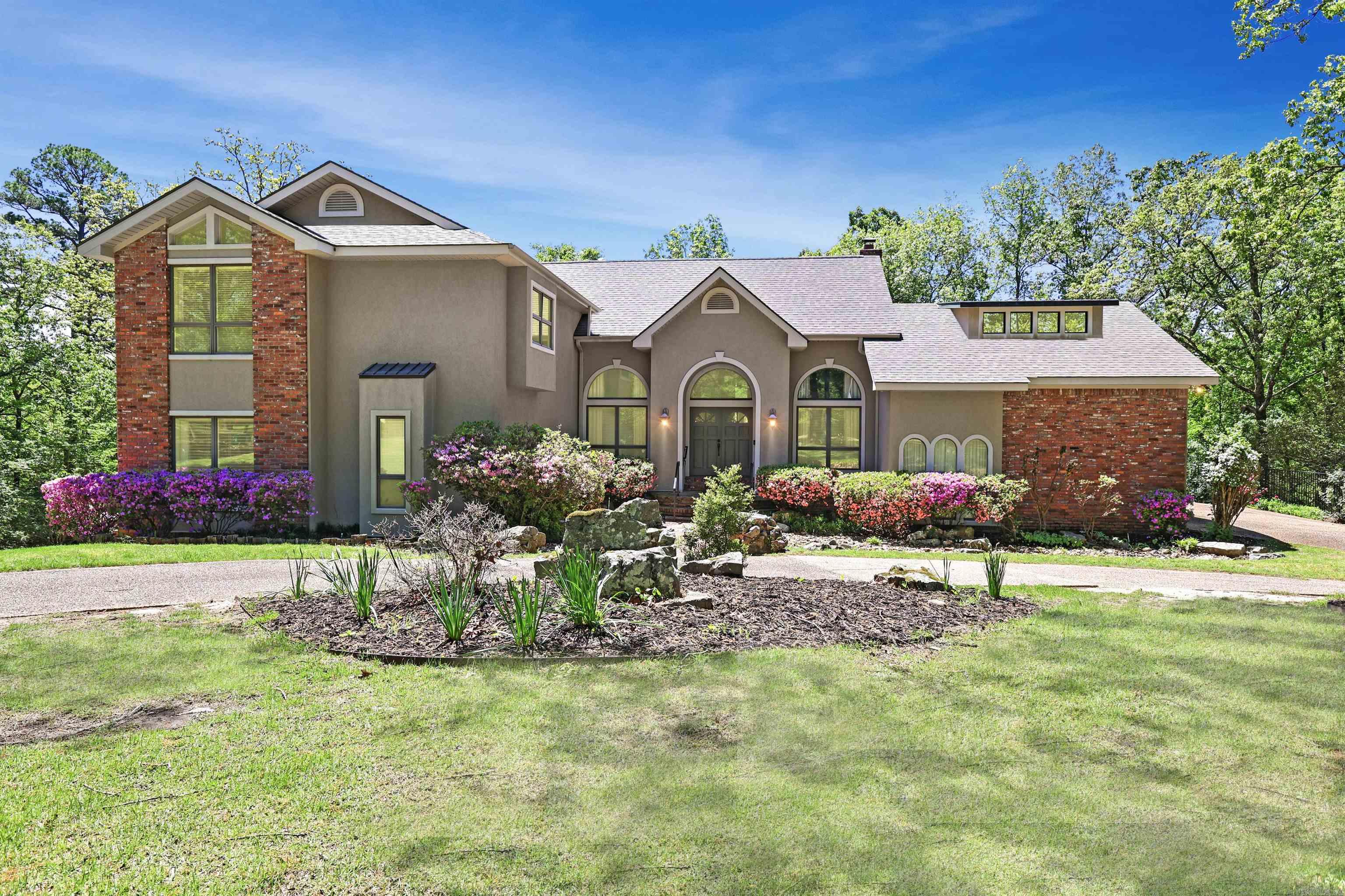 222  WHISPERING HILLS  Hot Springs, AR