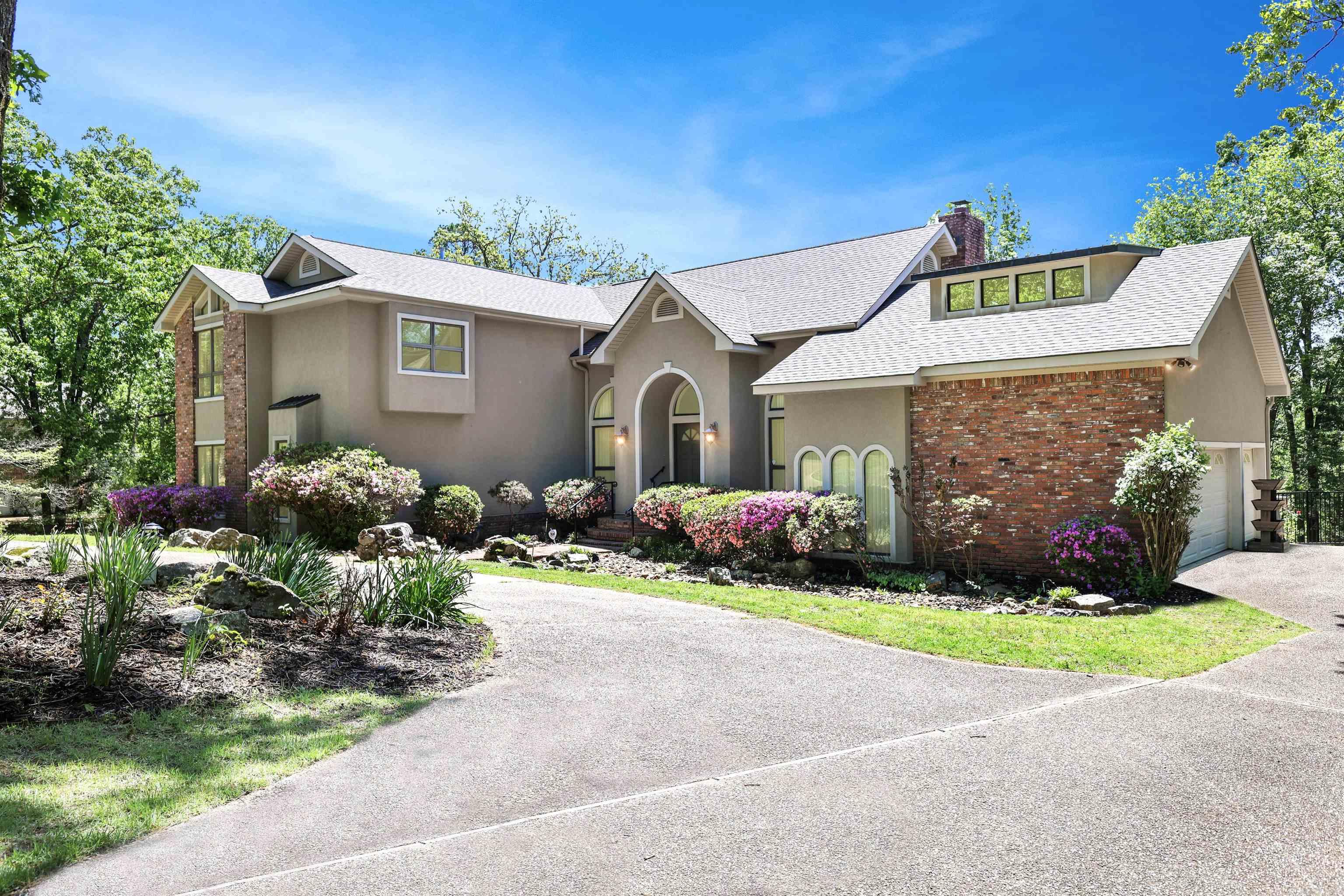 222  WHISPERING HILLS  Hot Springs, AR